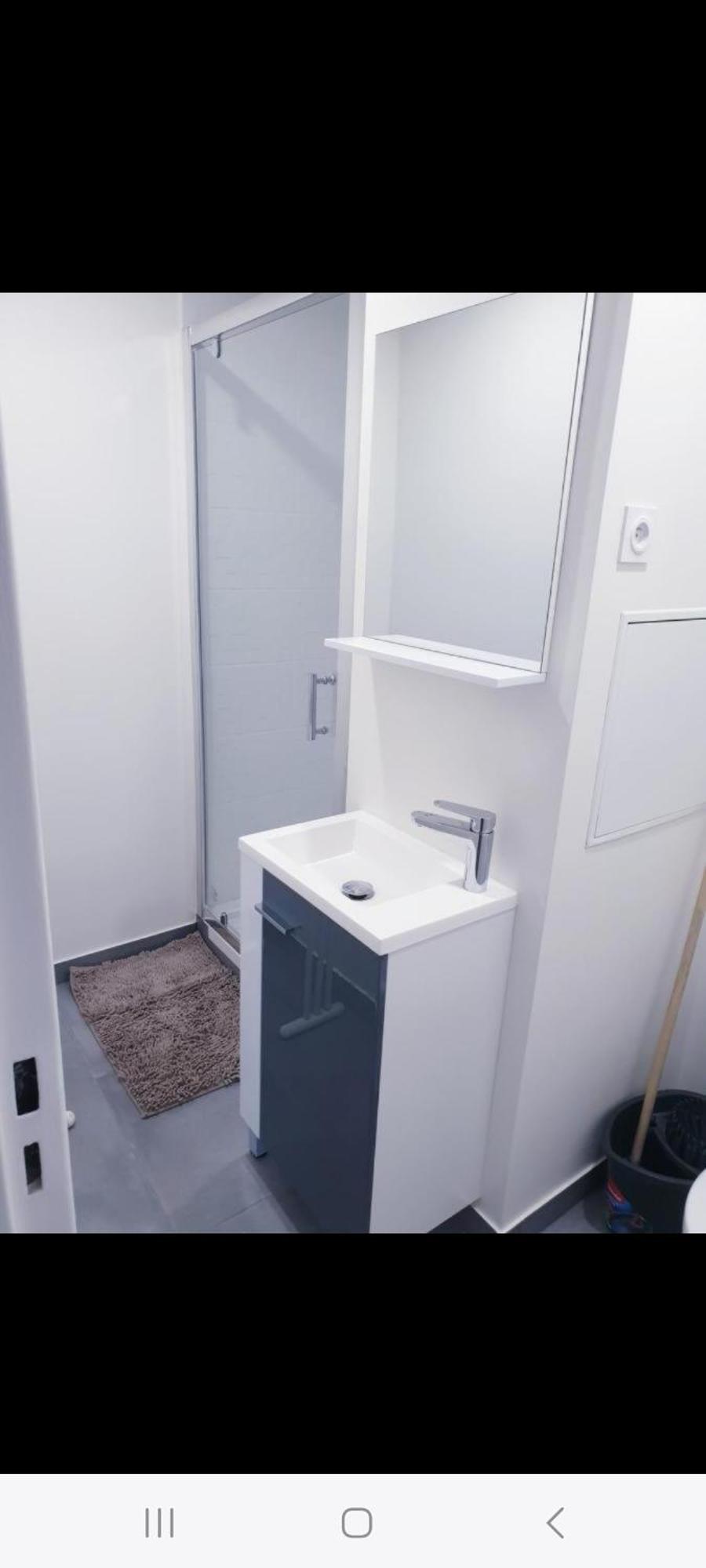 Grand 5 Chambres, 5 Television , 95 M2, Vue Mer, Tramway Sur Place, Gare Train 2 Min, Aeroport 5 Min , Large 5 Bedrooms, 5 Televisions, 95 M2, Sea View, Tram On Site, Train Station 2 Mins, Airport 5 Mins *