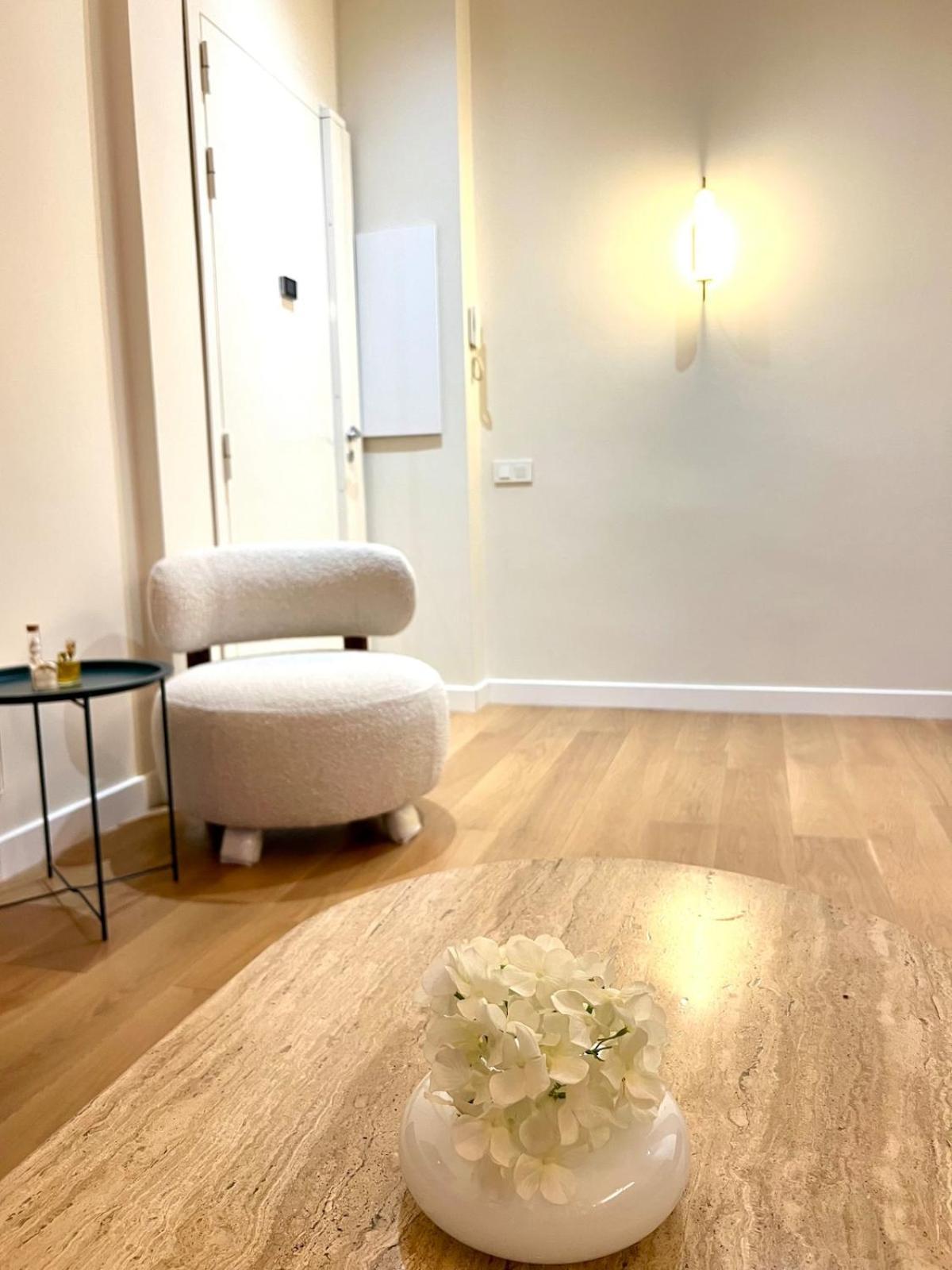Apartment Au Port De Sublime 2 Pieces Renove A Neuf Climatise Nice