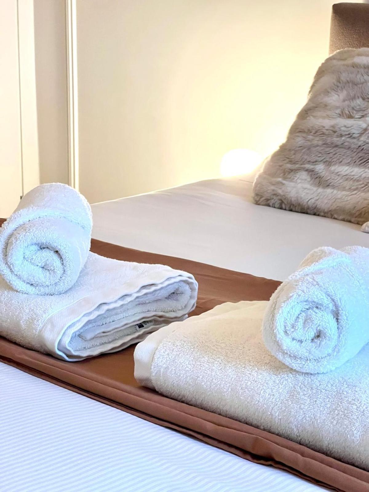 Au Port De Sublime 2 Pieces Renove A Neuf Climatise Apartment