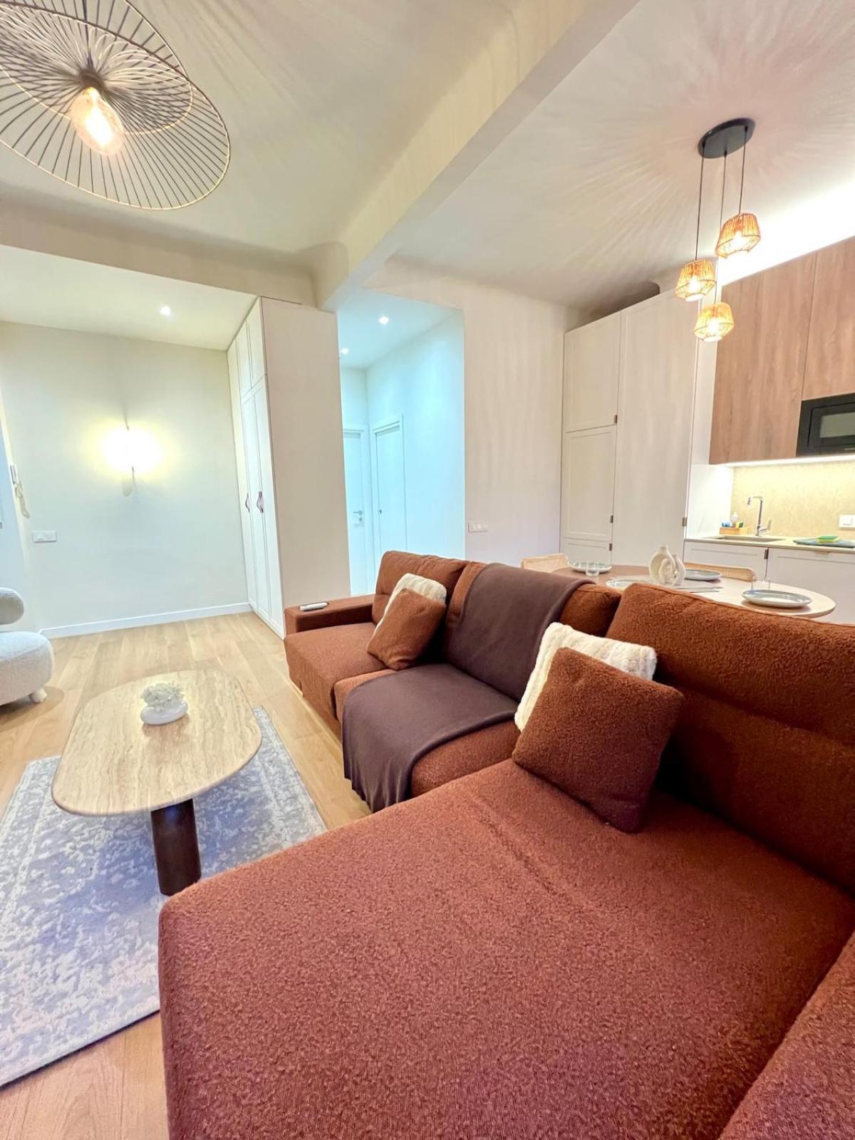 Au Port De Sublime 2 Pieces Renove A Neuf Climatise Apartment Nice