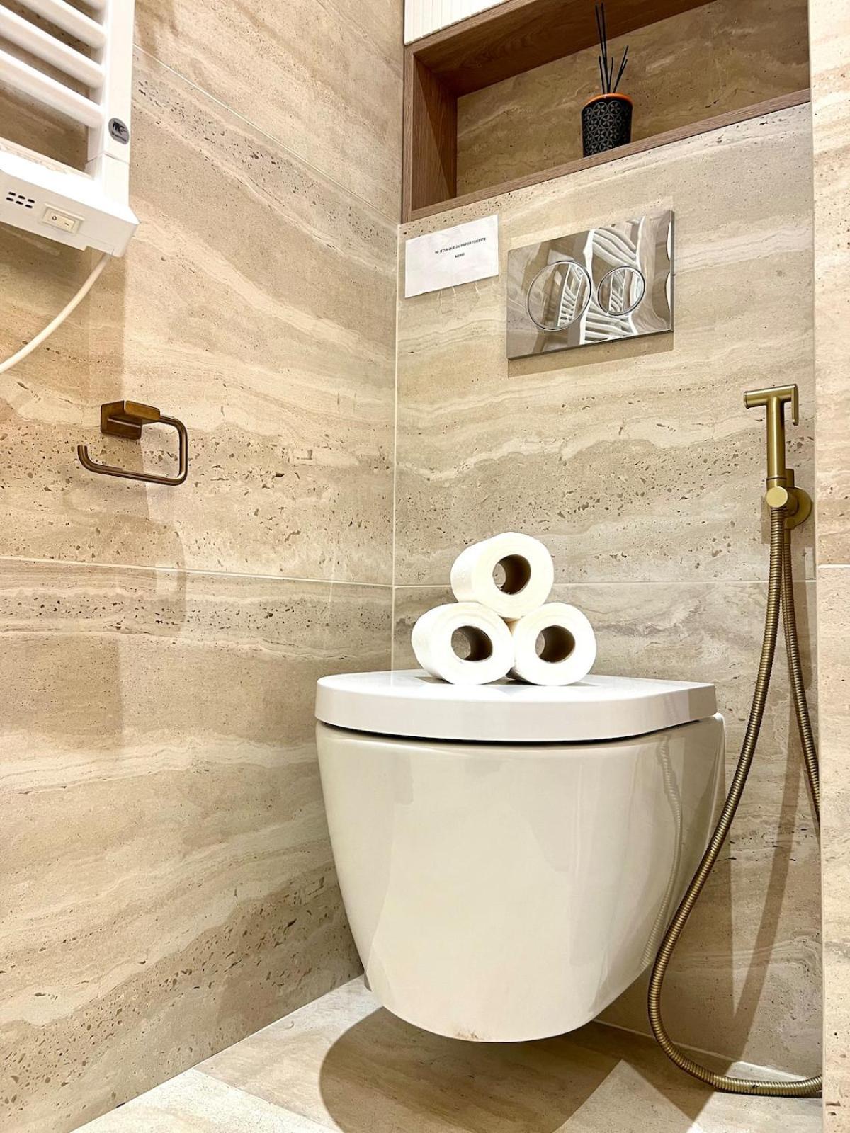 Au Port De Sublime 2 Pieces Renove A Neuf Climatise *