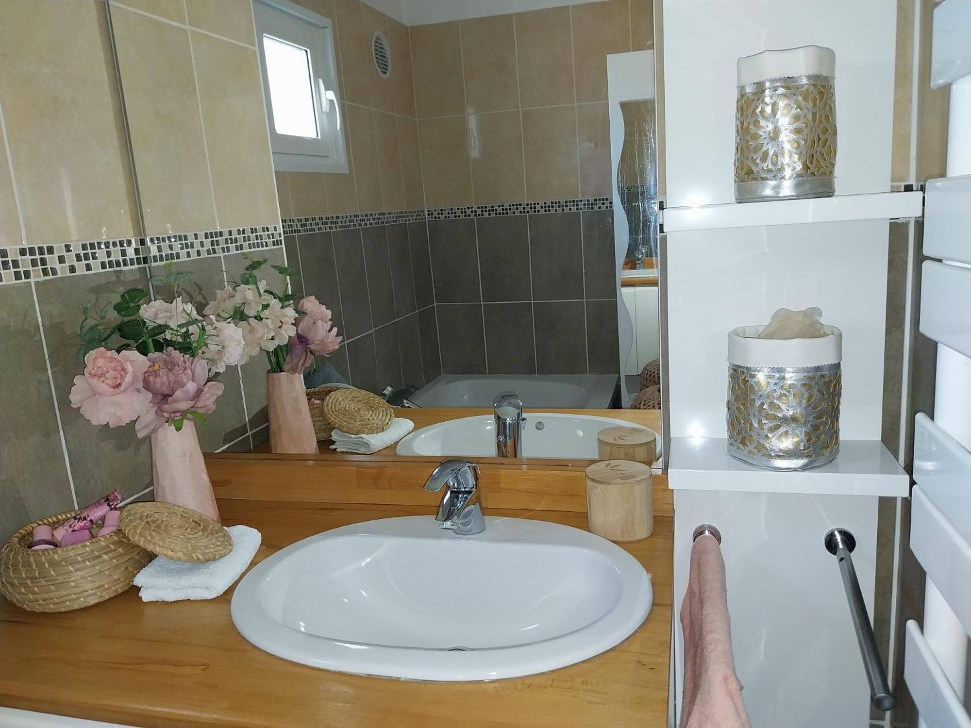 4 Pieces Avec Vue Et Stationnement Prive A Apartment Nice