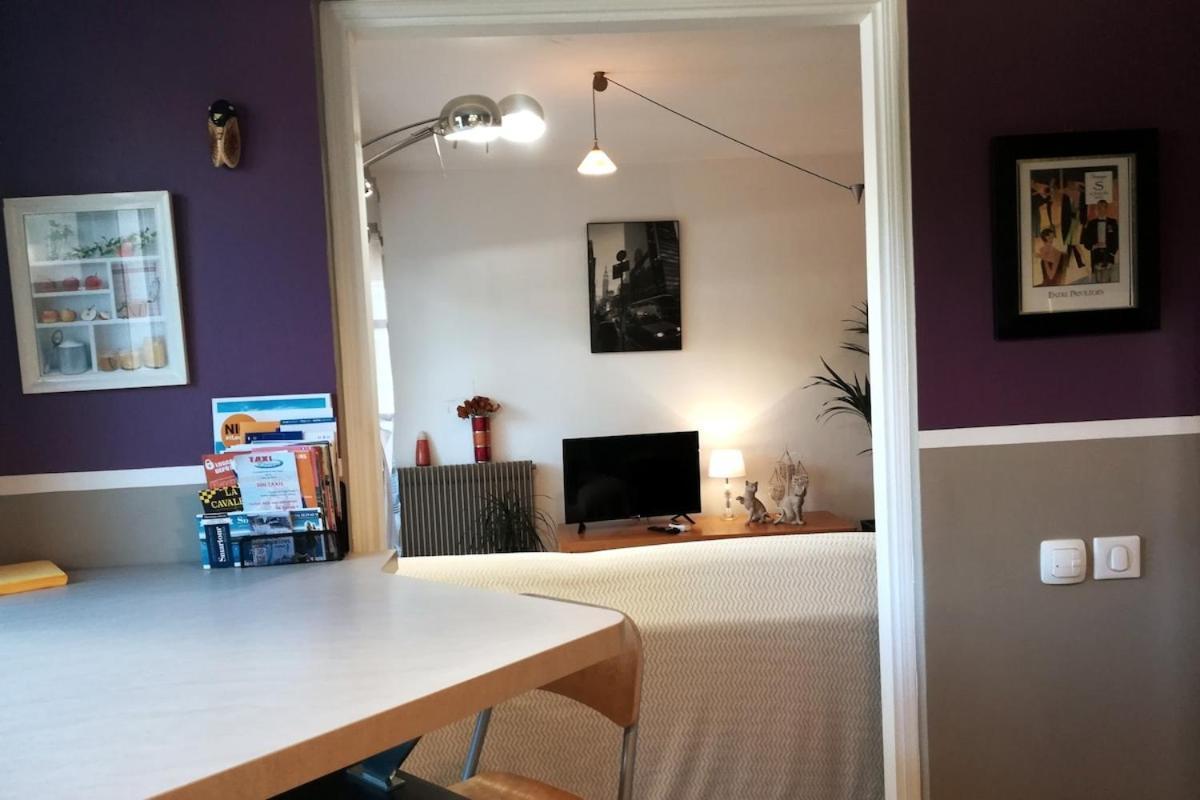 Cosy F1 Avec Grande Terrasse A 2 Pas Du Tramway Apartment *