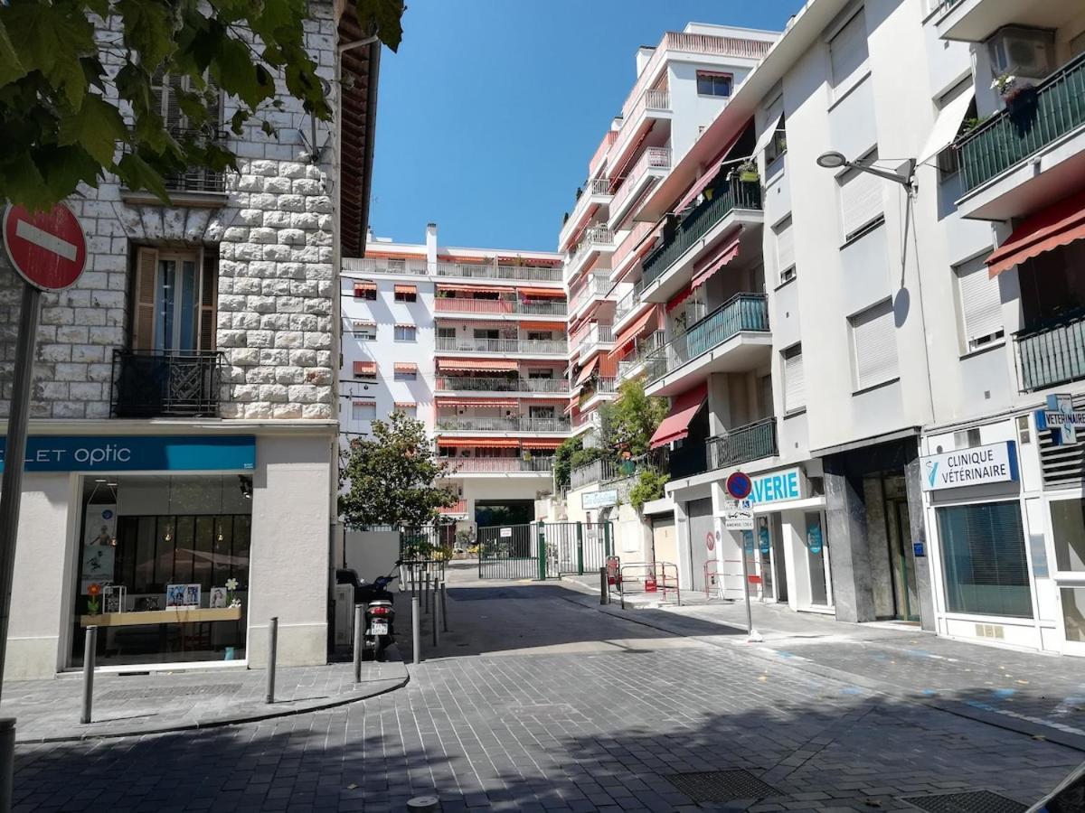 Cosy F1 Avec Grande Terrasse A 2 Pas Du Tramway Nice