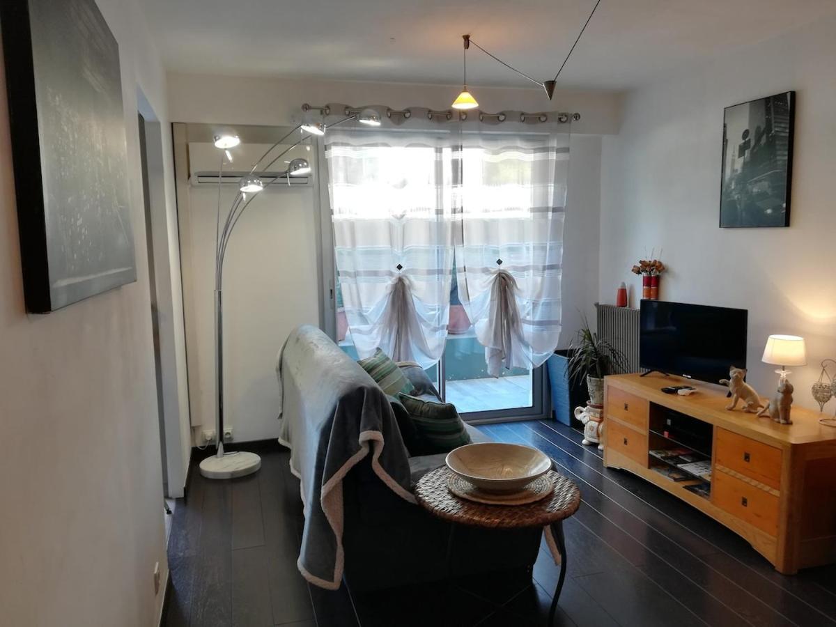 Cosy F1 Avec Grande Terrasse A 2 Pas Du Tramway Apartment Nice