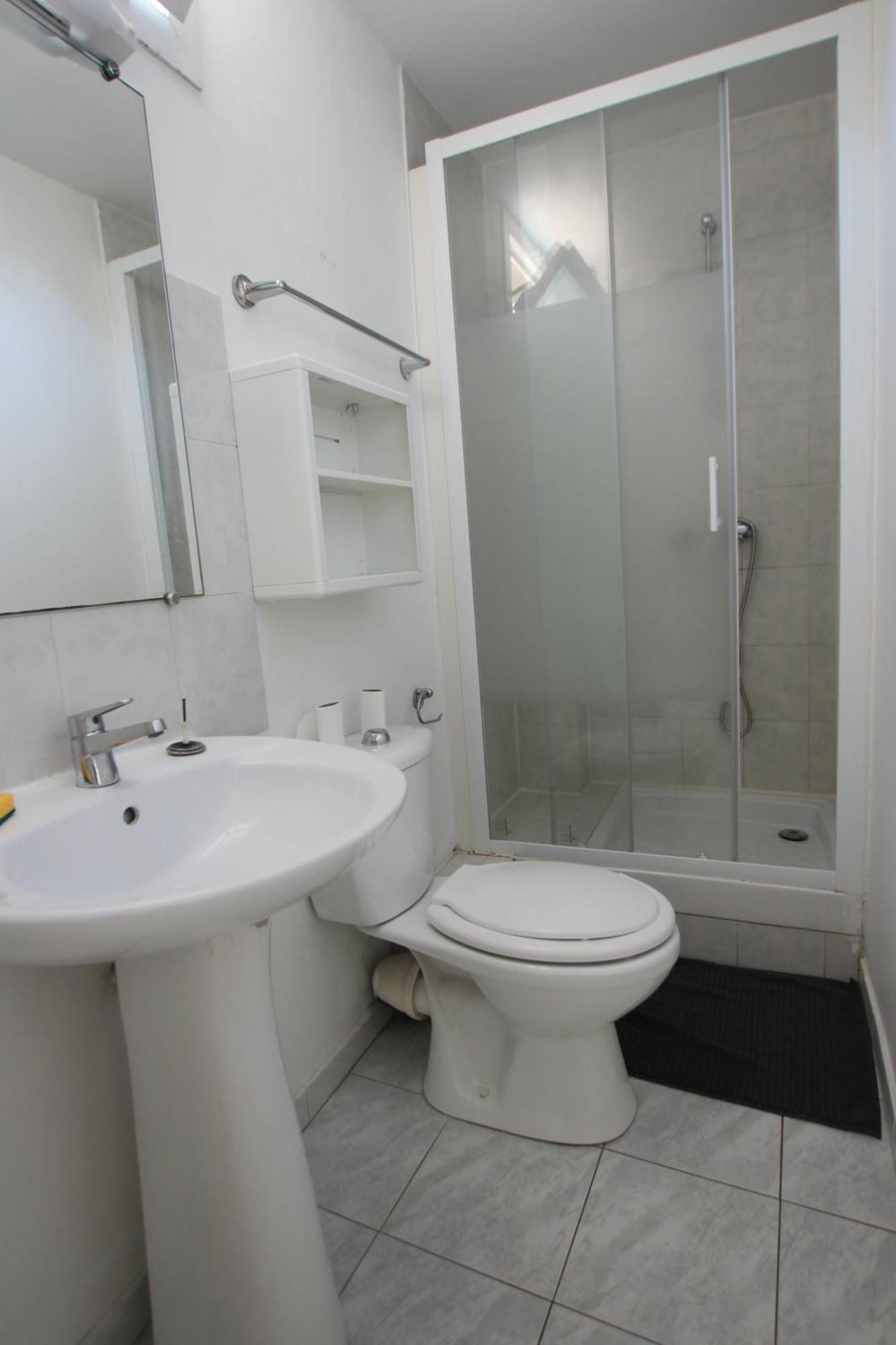 Proche De La Apartment