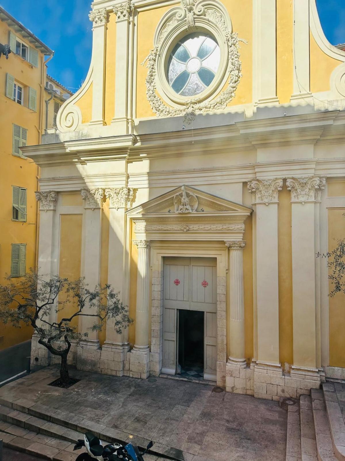 New ! Spacieux 2p Vieux-nice Calme Nice