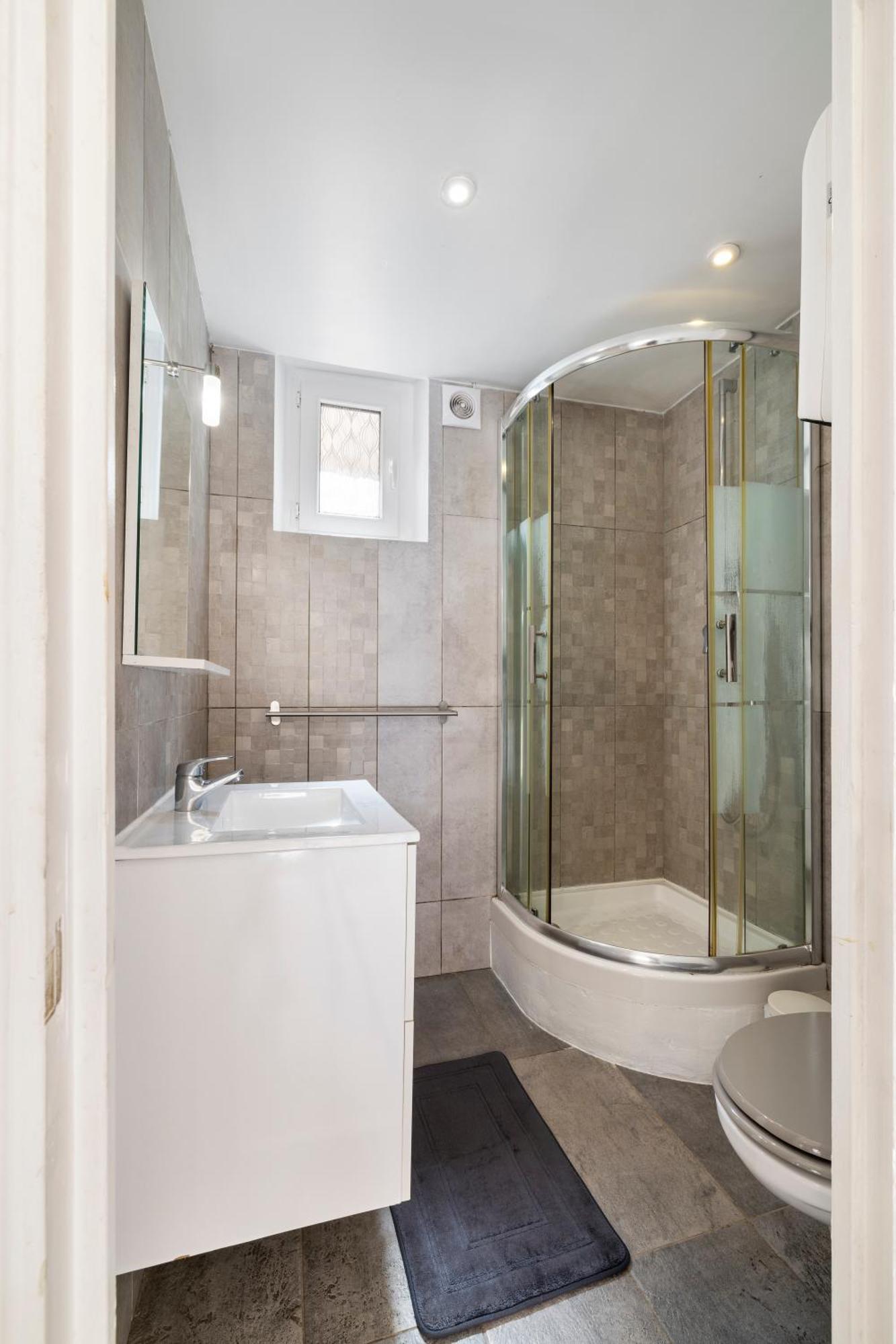 Apartment Renting - Penchienatti - Chic & Modern Urban Pearl Massena Old *