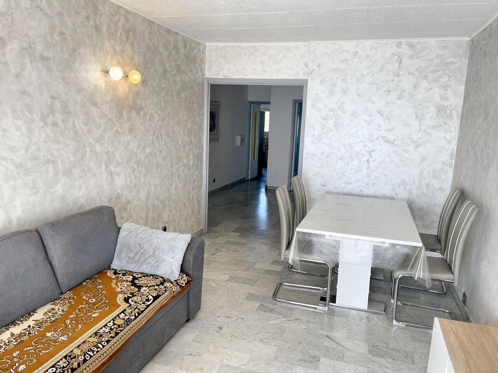Apartment Charmant A Avec Vue Sur La Mer Et Terrasse