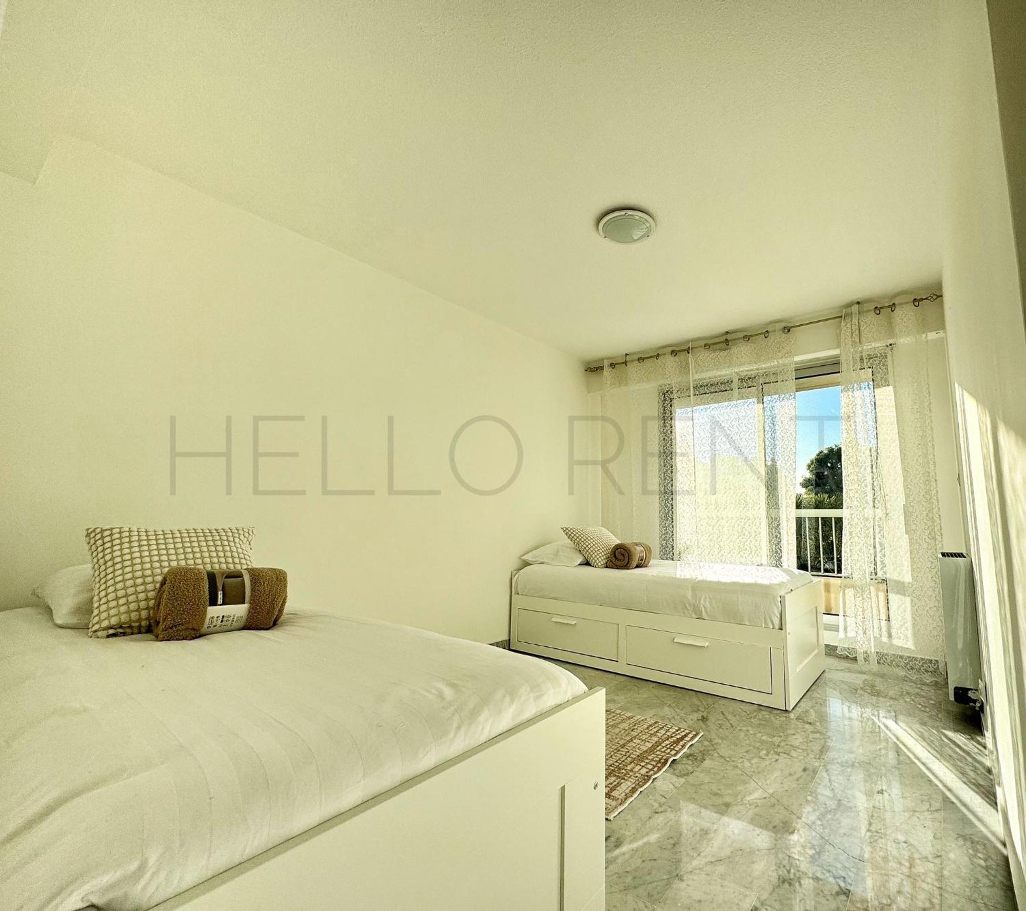 Apartment Superbe 3 Pieces 100m De La *