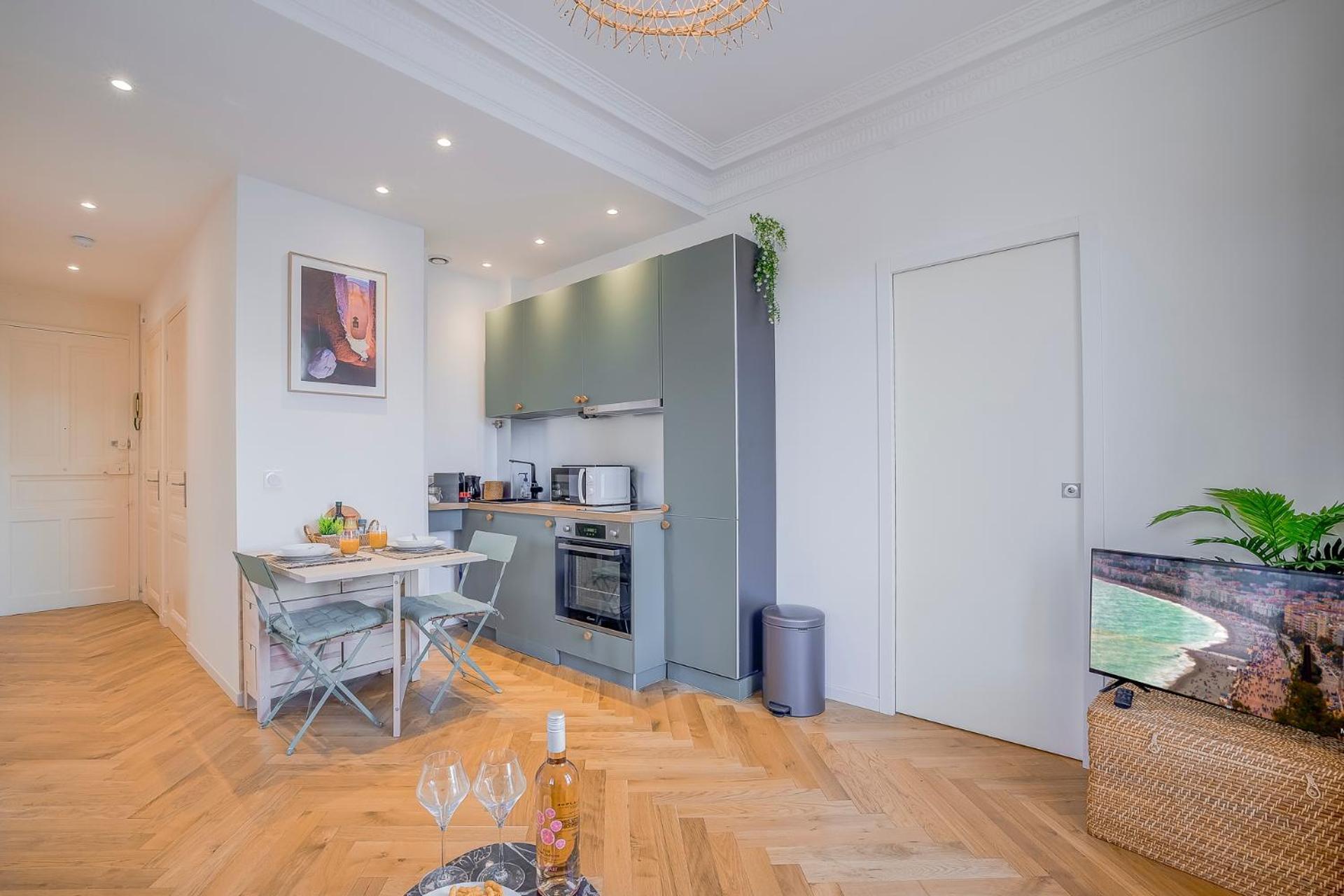 Maison Bianchi - Avenue Durante - Downtown Floor Apartment
