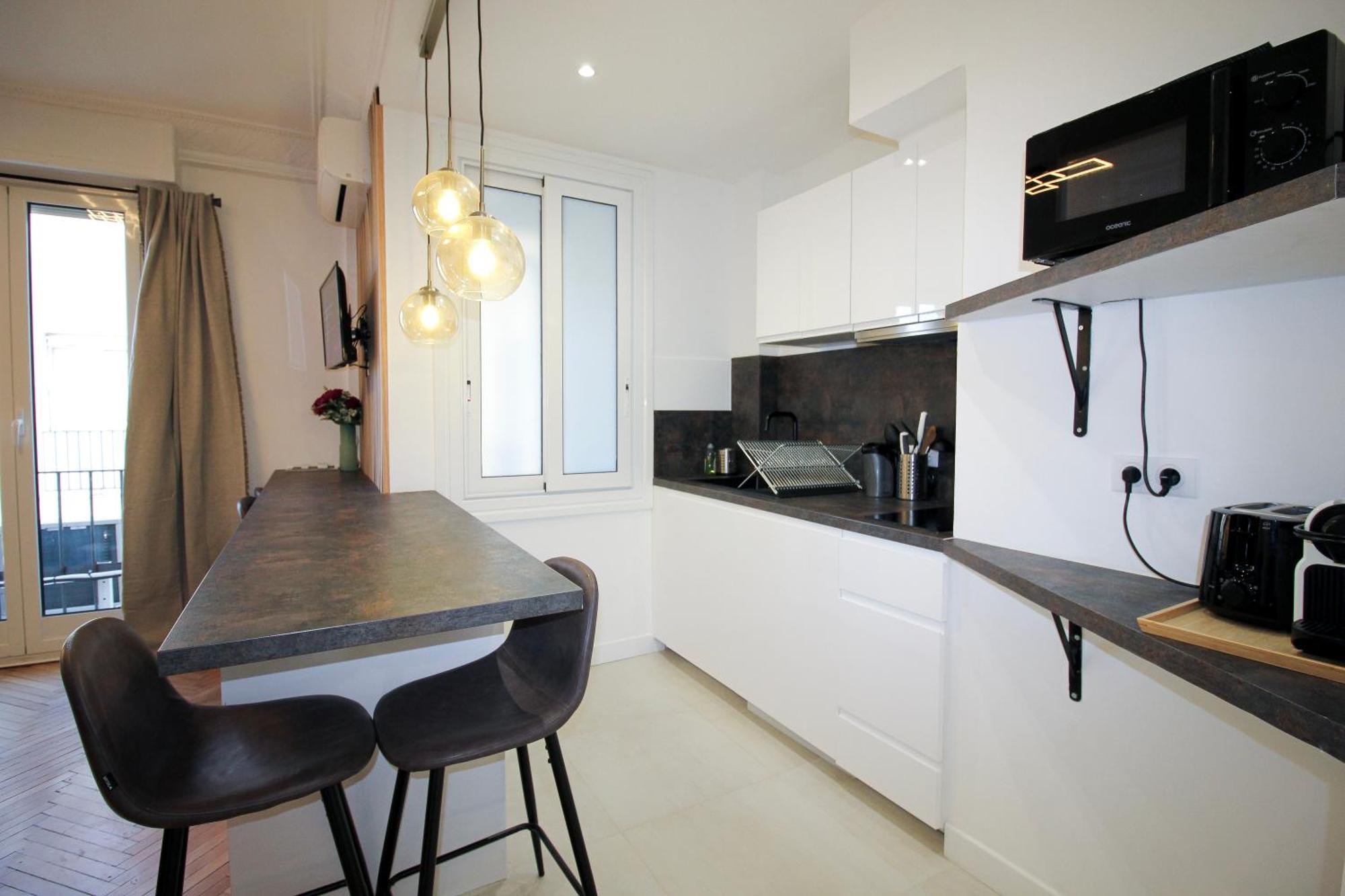 Clemenceau 2 Confortable Clim Et Dressing Proche Gare Apartamento