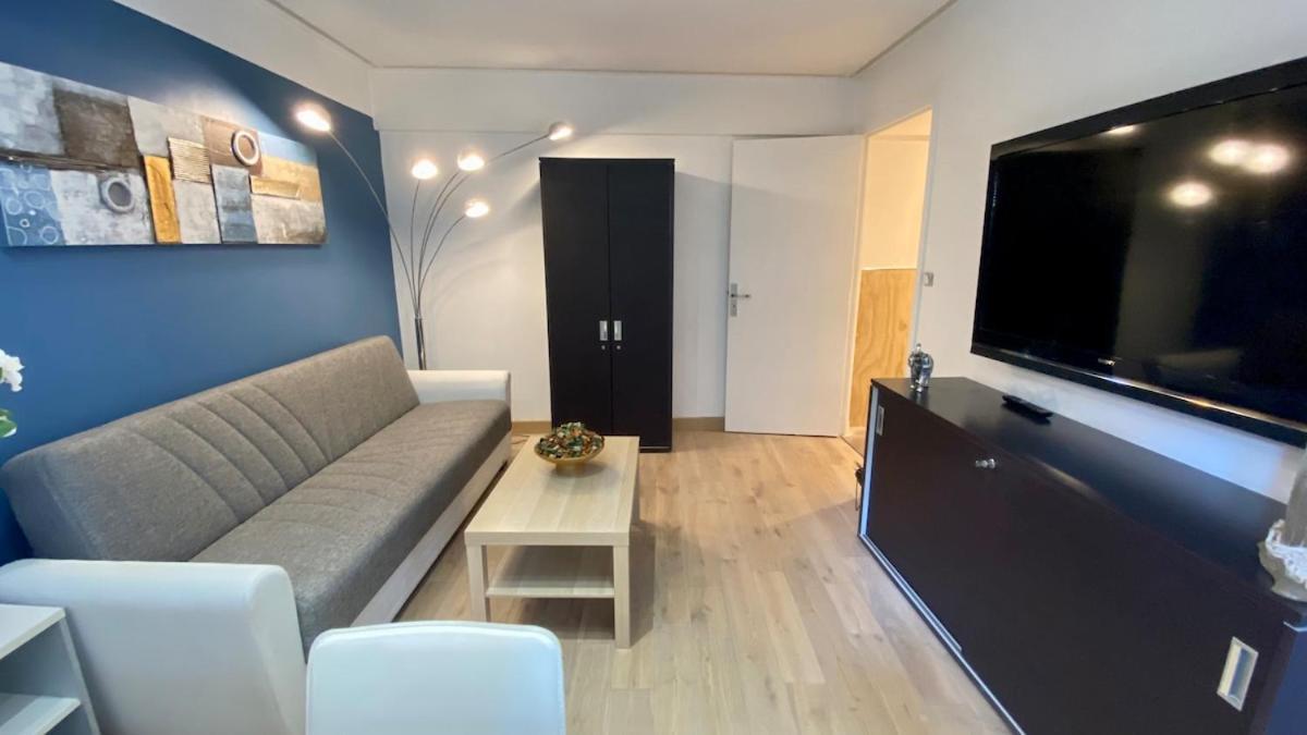 Centre Negresco 2 Pieces Calme A 150 M Des Plages Et Zone Pietonne, Parking Couvert * Nice