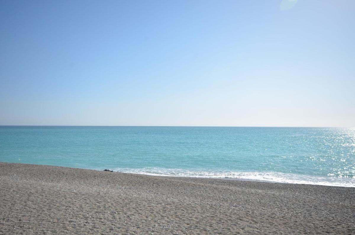 Apartment Centre Negresco 2 Pieces Calme A 150 M Des Plages Et Zone Pietonne, Parking Couvert *