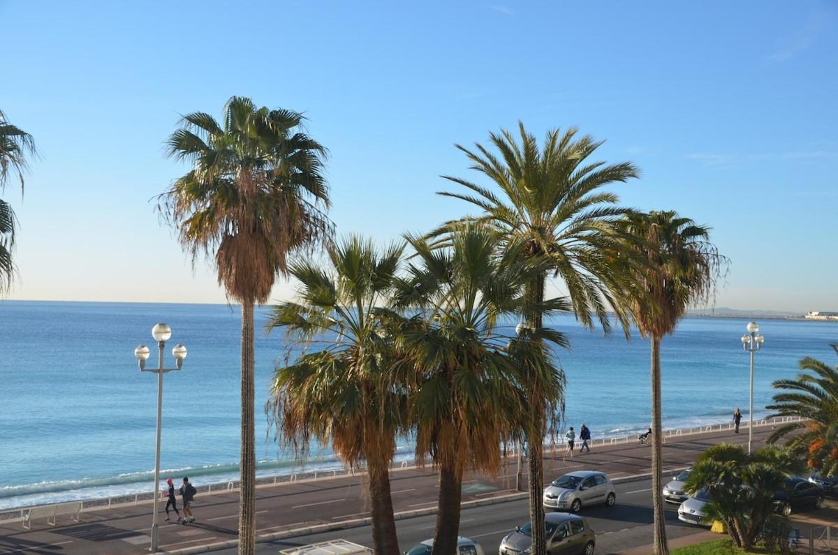 Apartment Centre Negresco 2 Pieces Calme A 150 M Des Plages Et Zone Pietonne, Parking Couvert