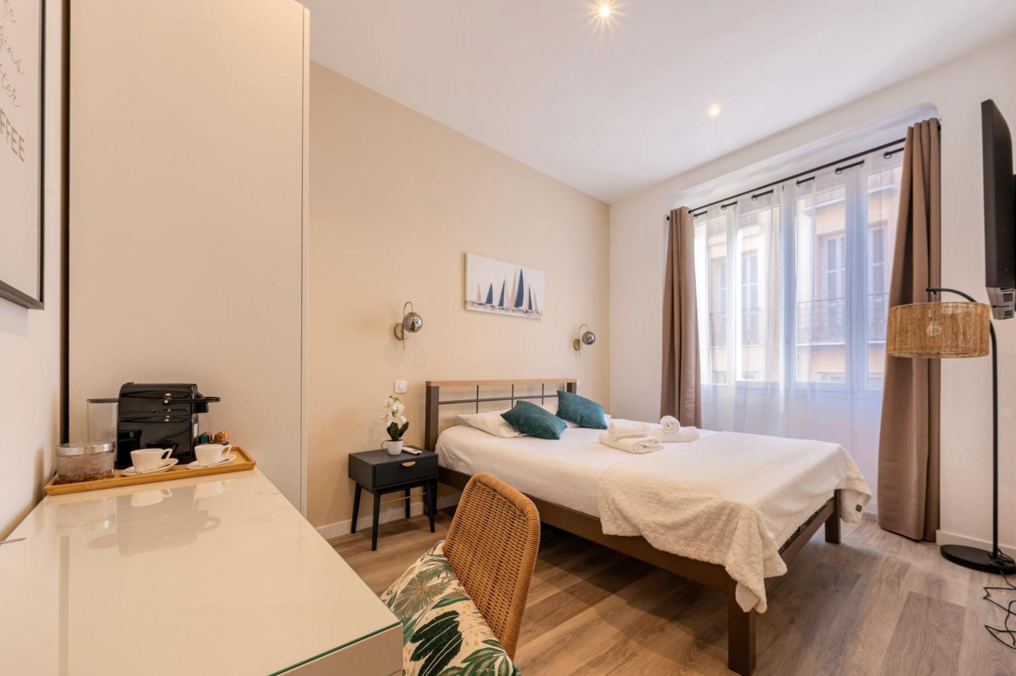 Chez Bastien Guest house *