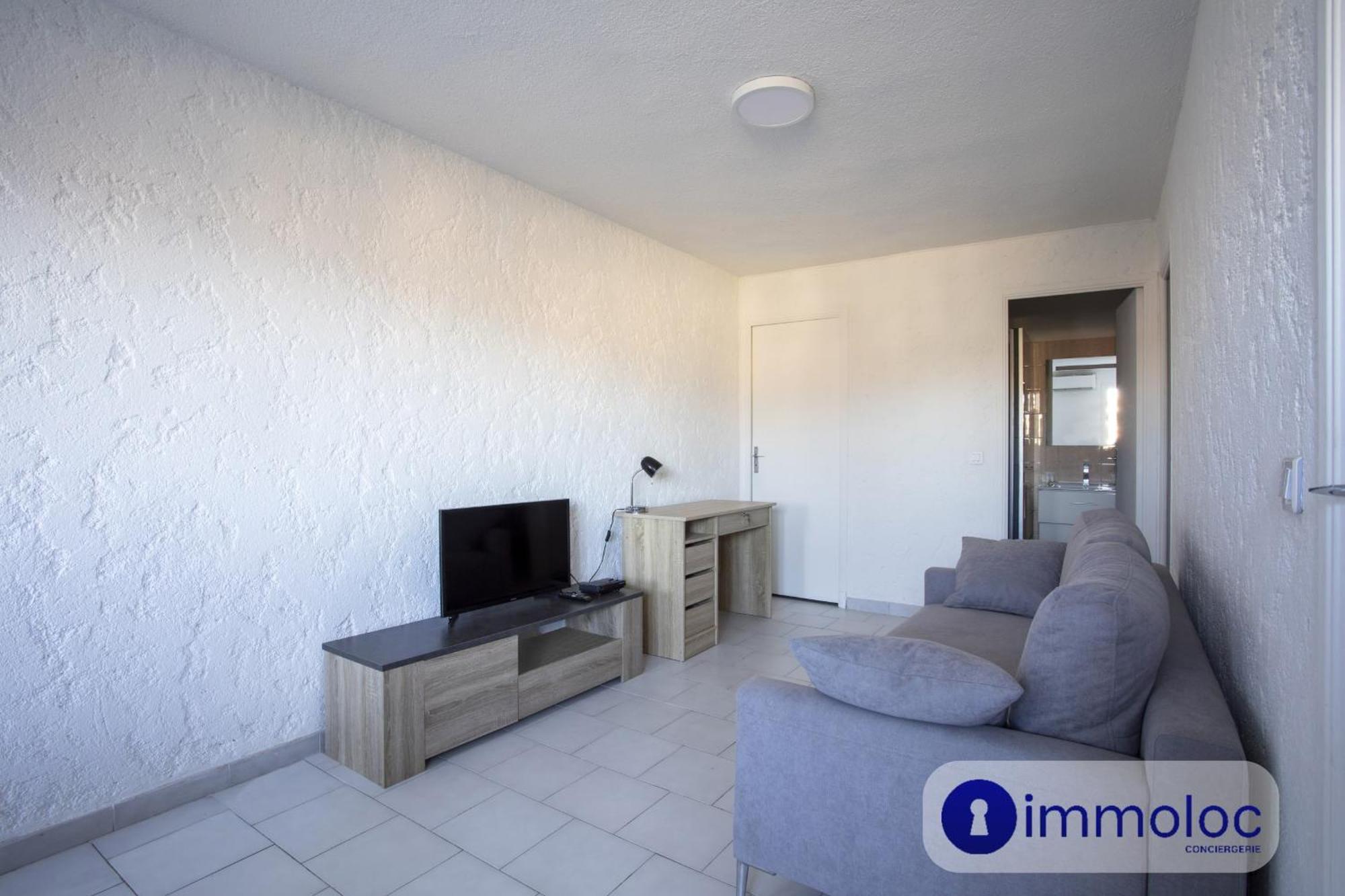 T3 Air-conditioned On One Level On The Heights Of Nice