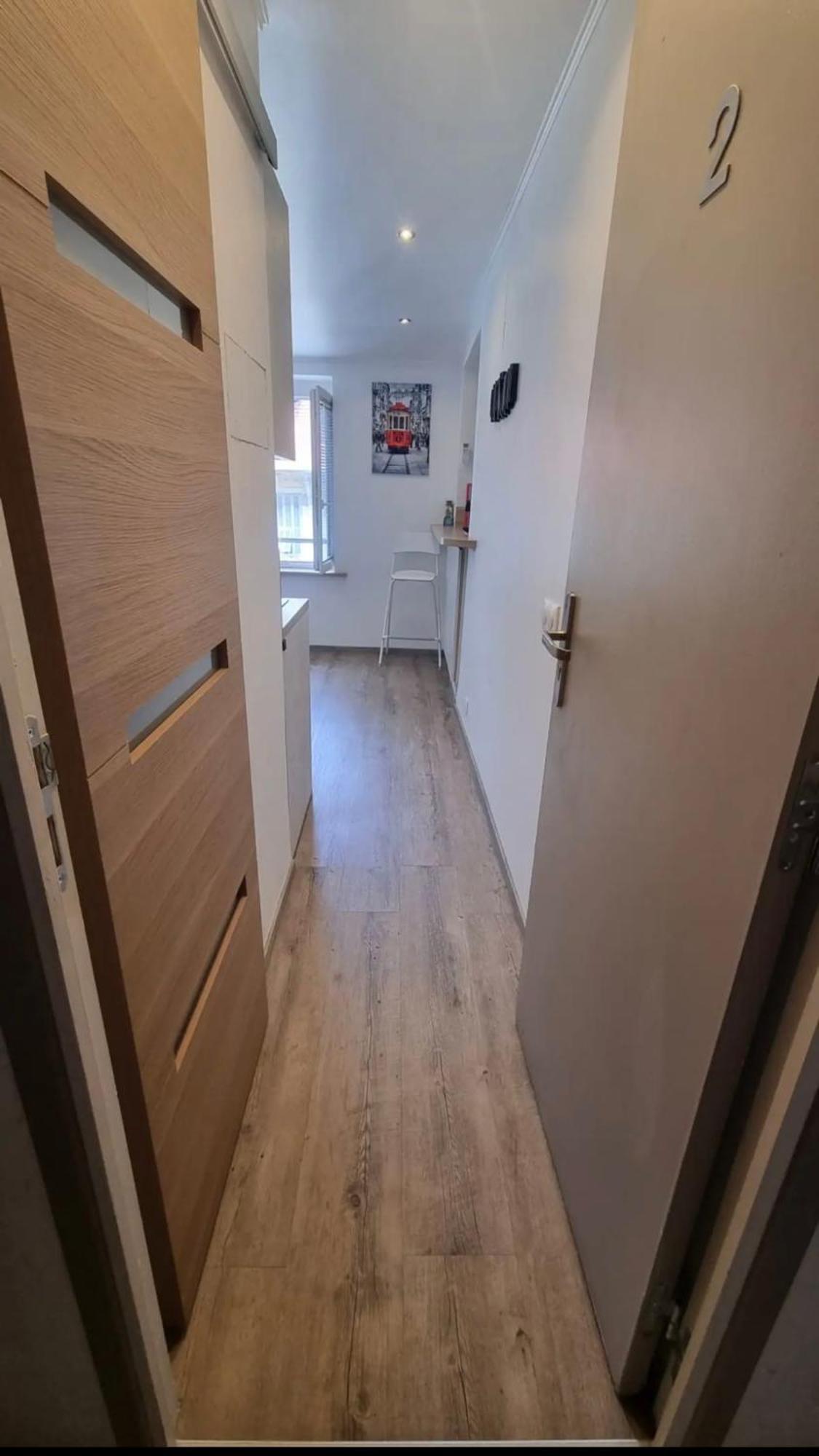 Apartment Studette Massena # 1 *