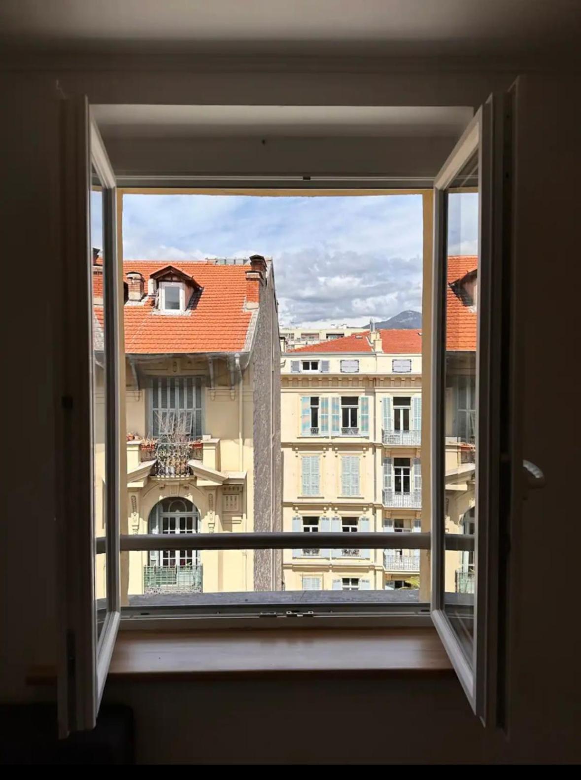 Apartment Studette Massena # 1 Nice