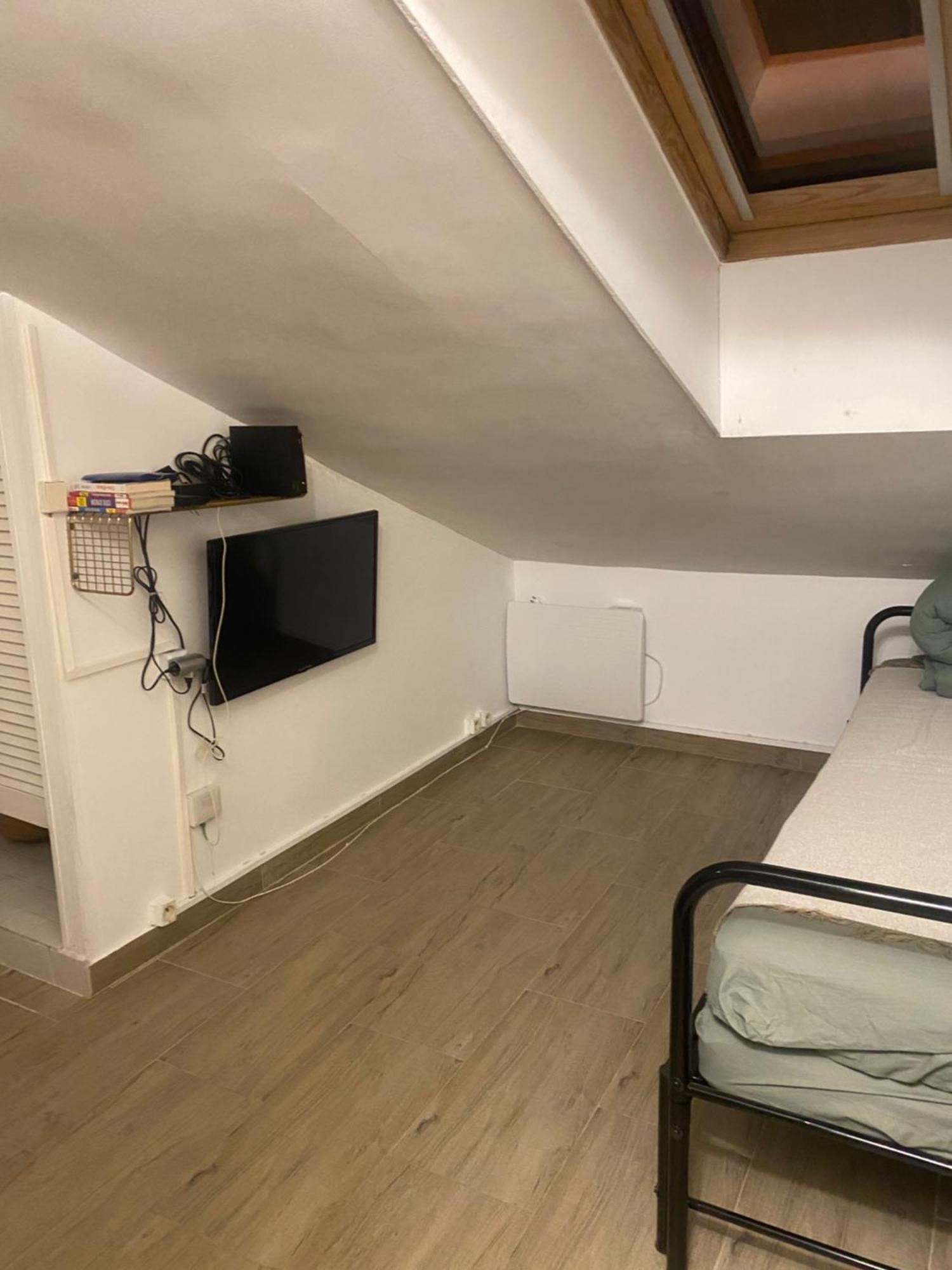 Mansarde A 1 Min De La Apartment Nice