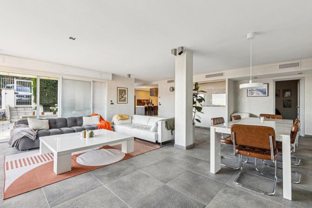 Apartment Bay Of Angels By Ecoflats