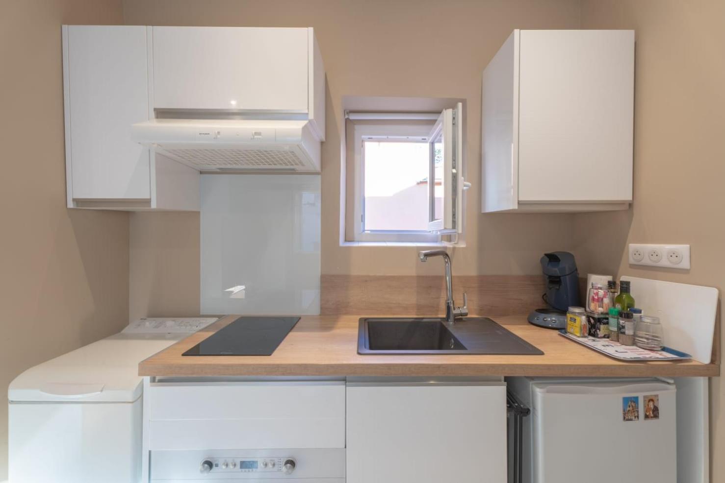 Lumineux A 10 Min De La Apartment *