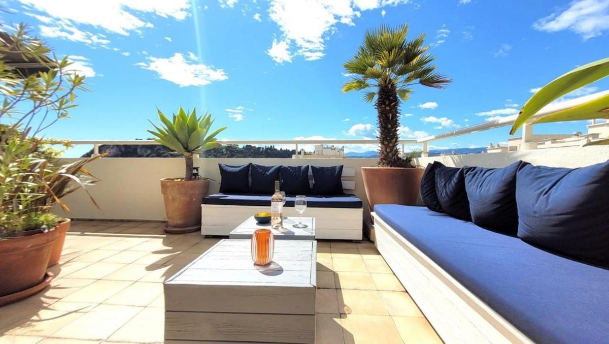 Appartement Cosy Penthouse Le Port 2 Br - 2 Bath