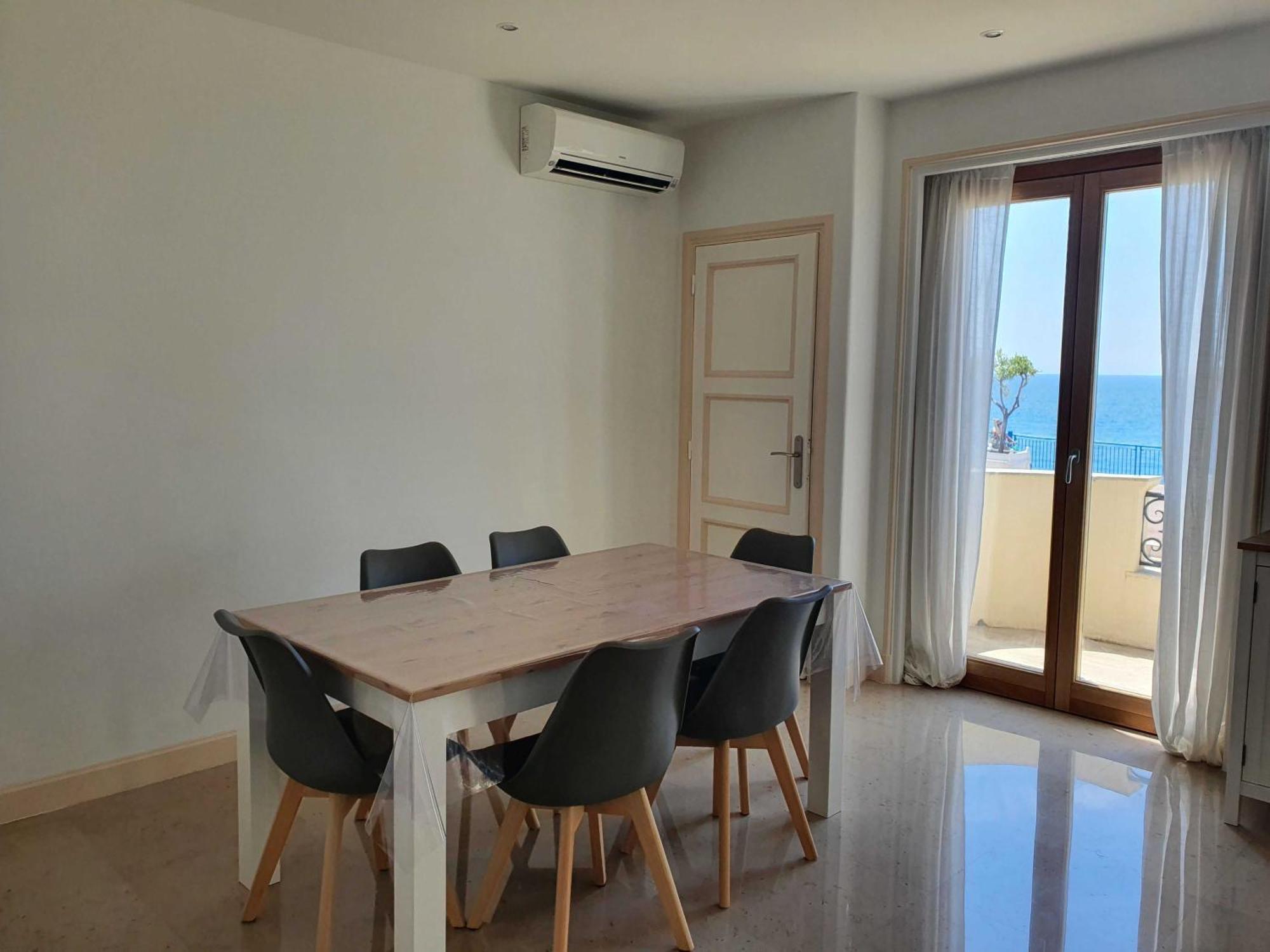 Kriss Apartment