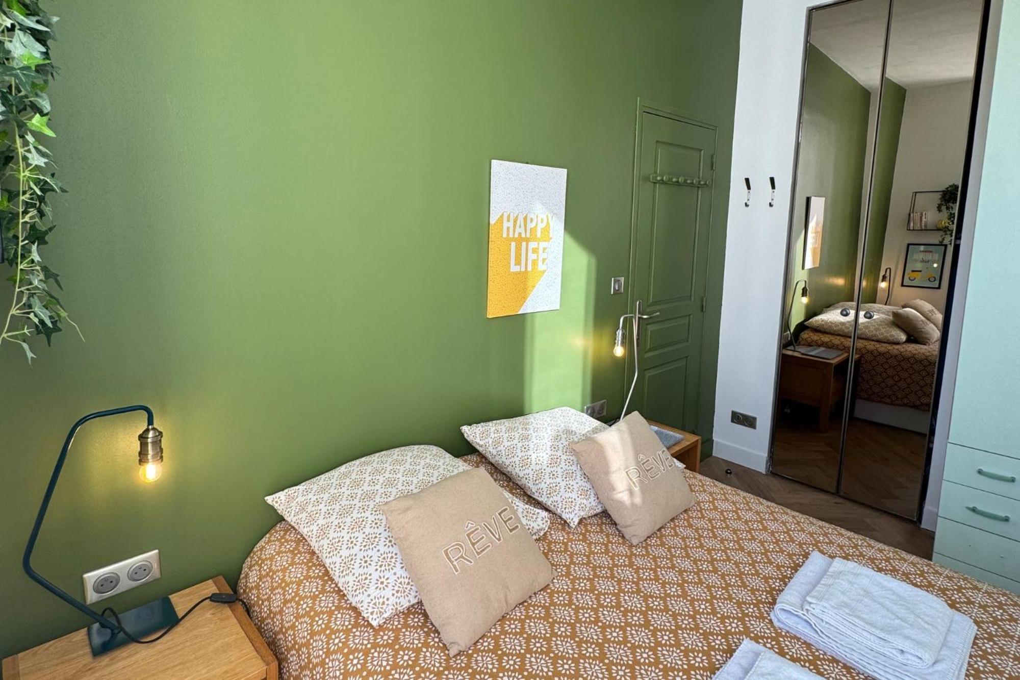 Cosy Cocoon Place Massena * Nice