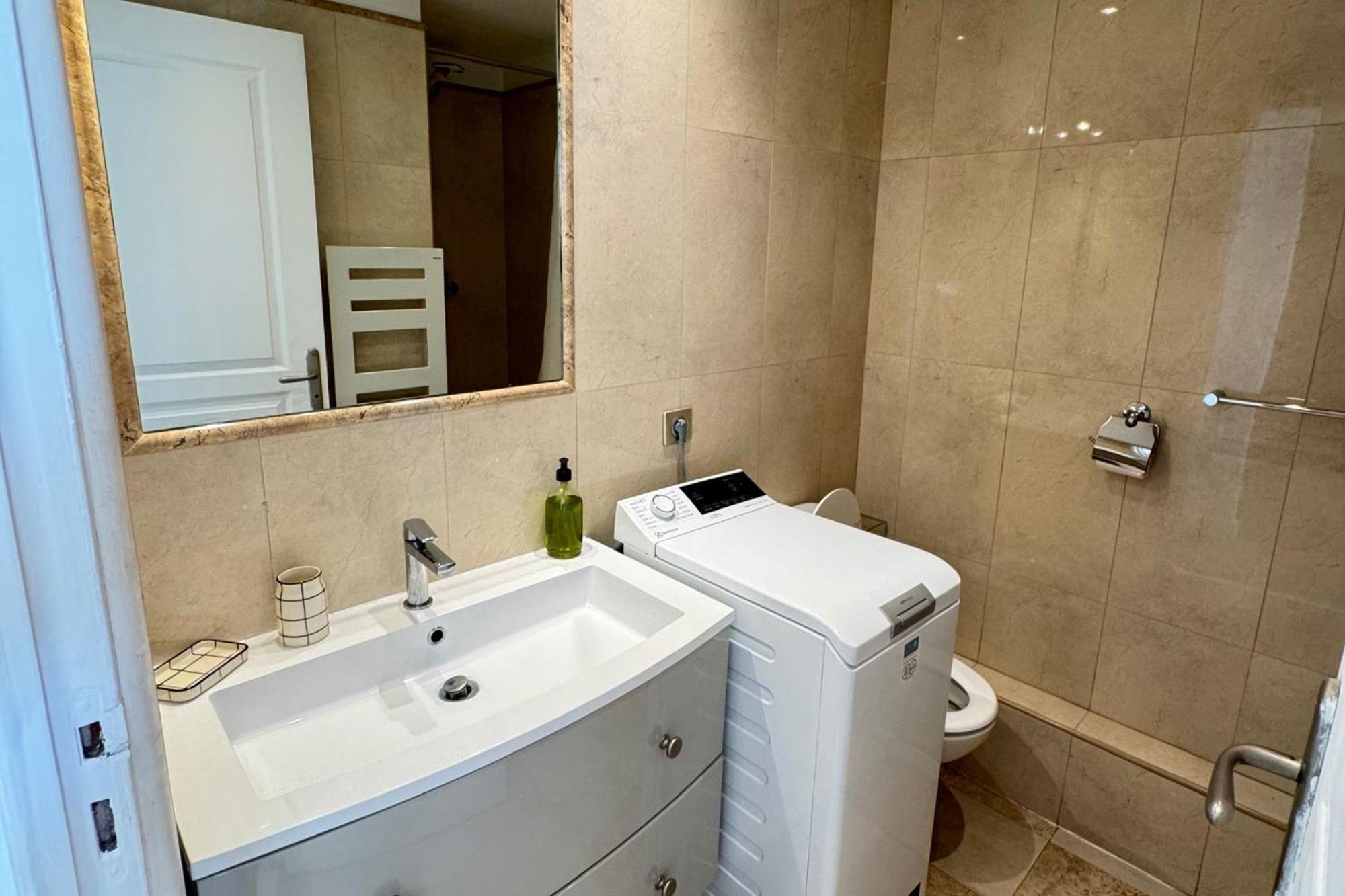 Cosy Cocoon Place Massena Apartment