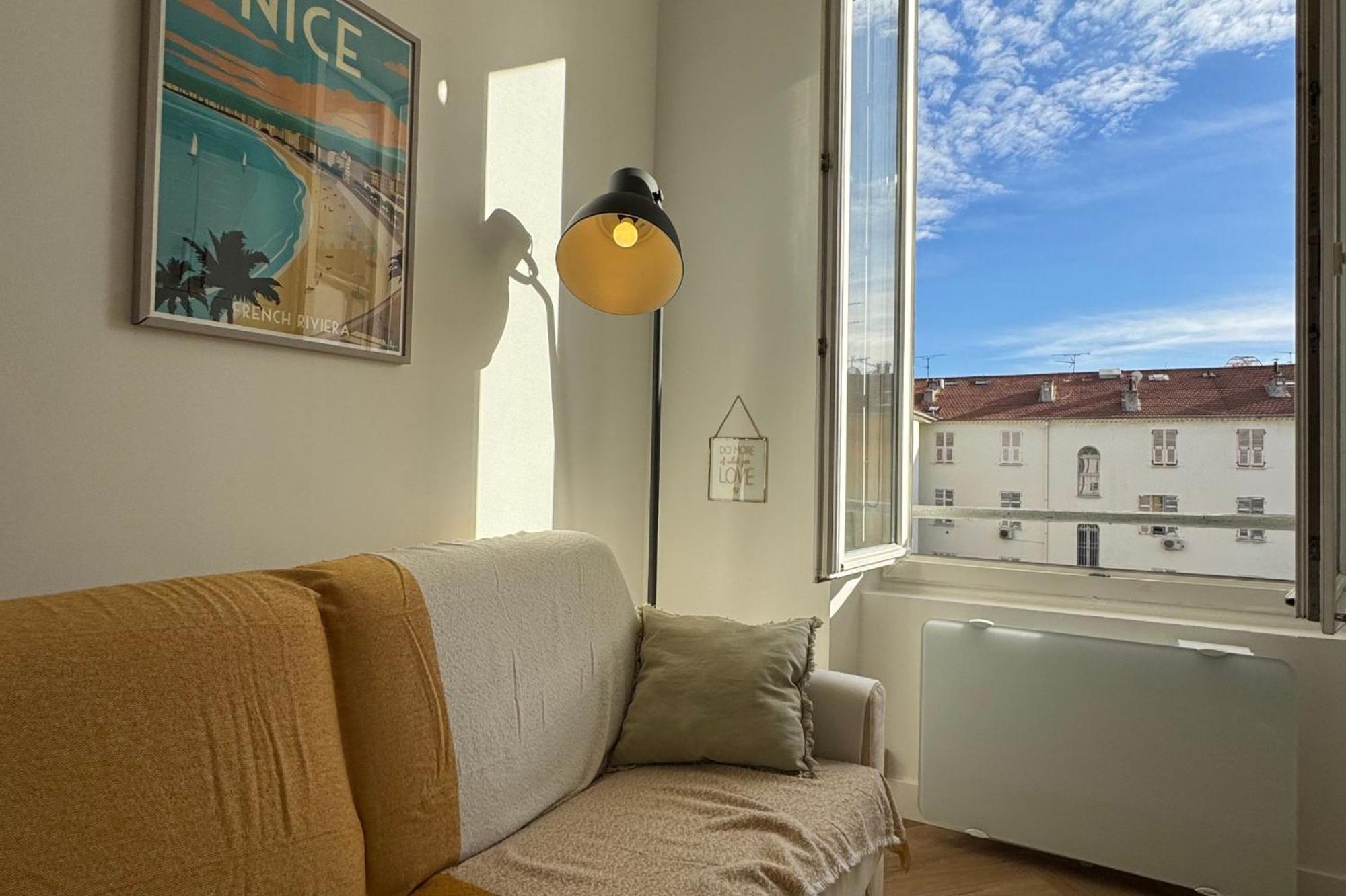 Cosy Cocoon Place Massena * Nice