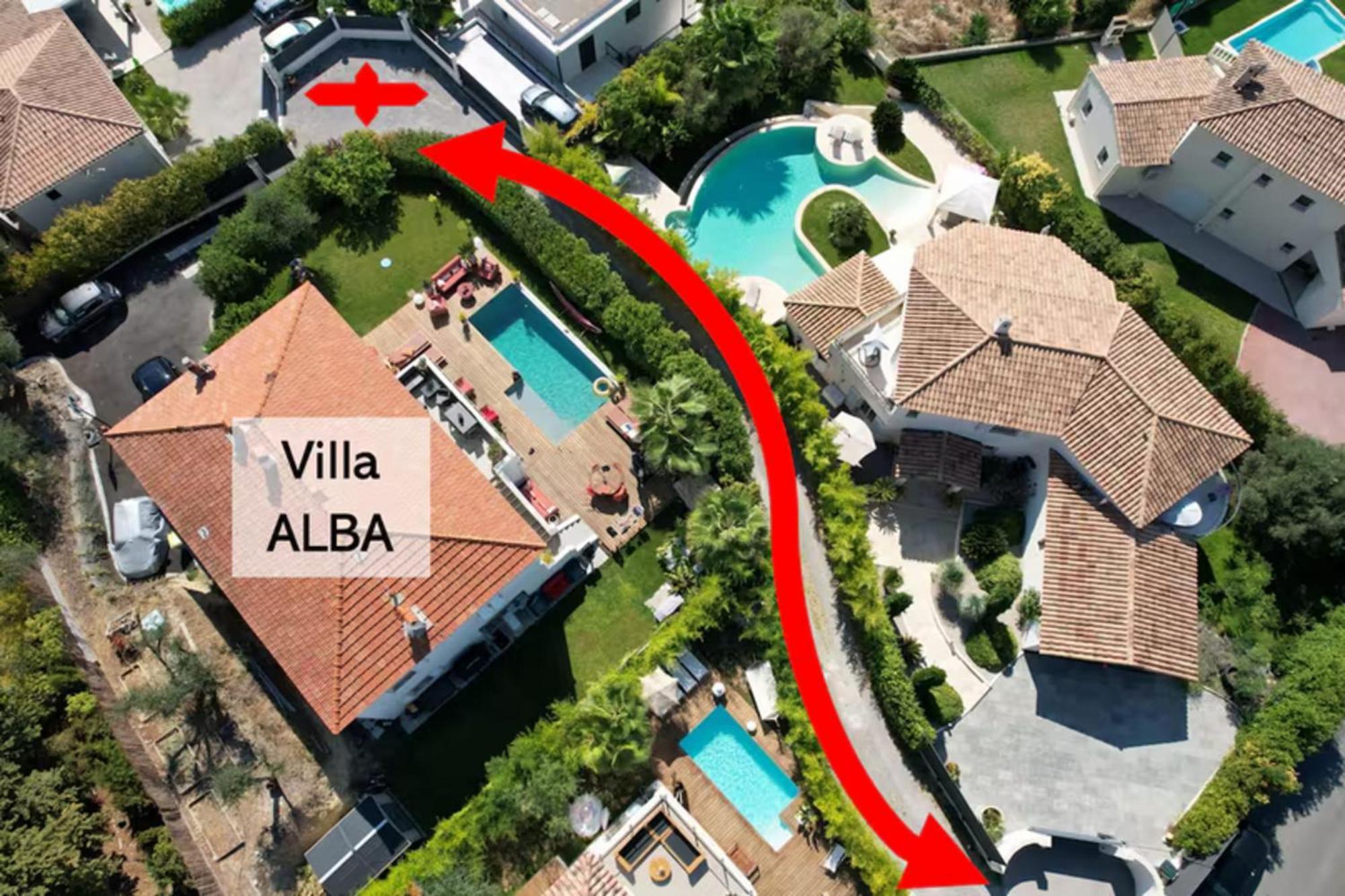 Private With Garden Pool And Sea View Holiday home