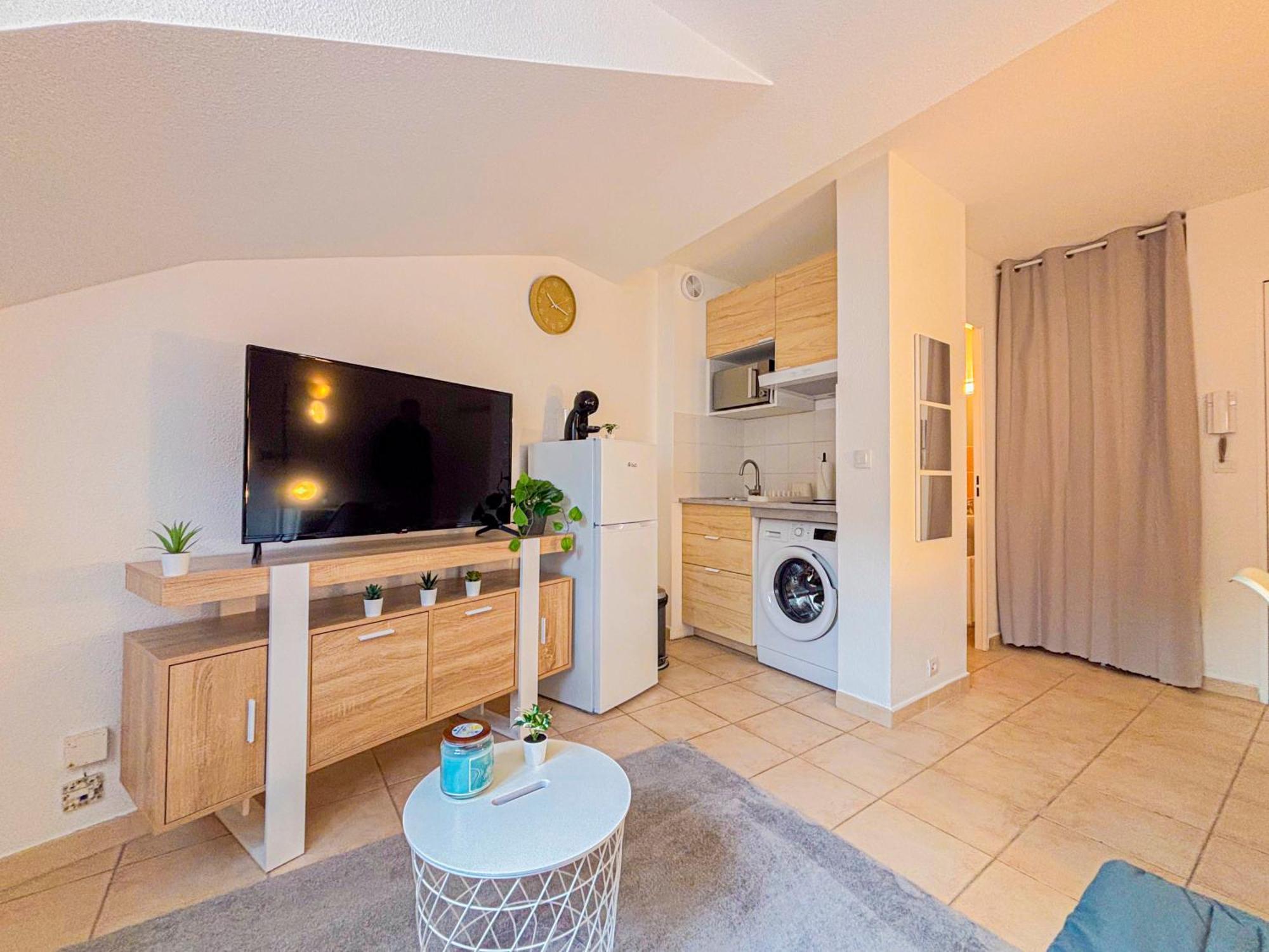 Apartamento Abbe Salvetti - Wifi, Ac, 2 Pers Nice