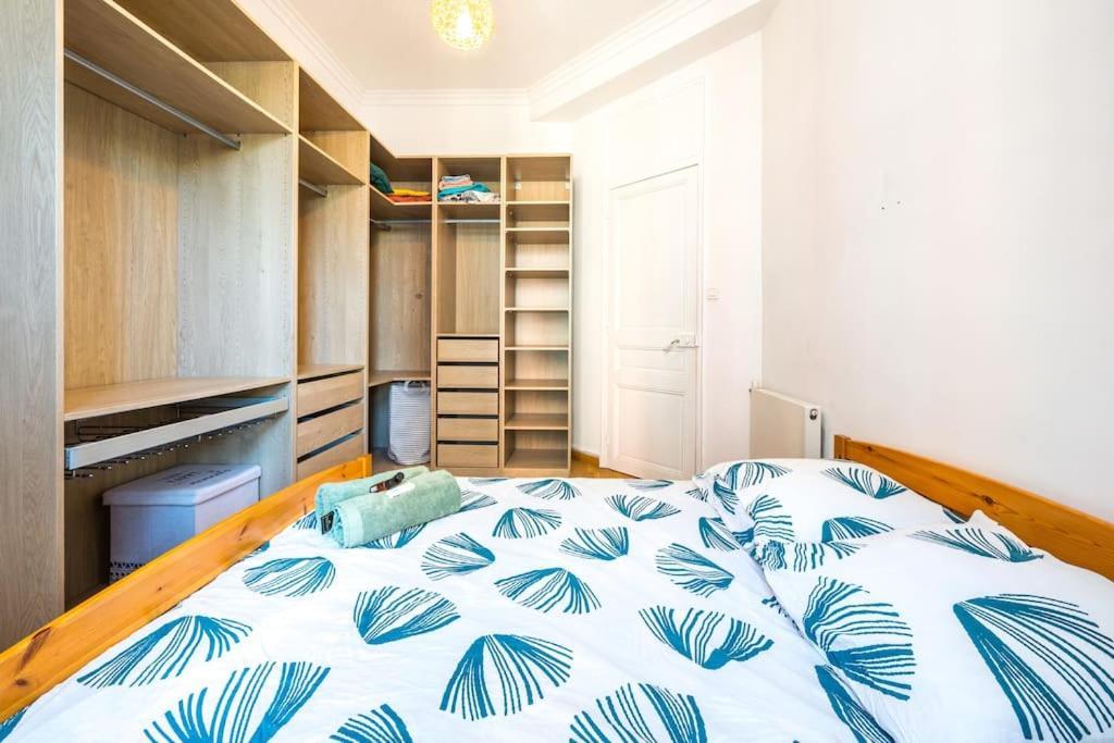 Lovely 2 Bedroom In With Balcony Nice