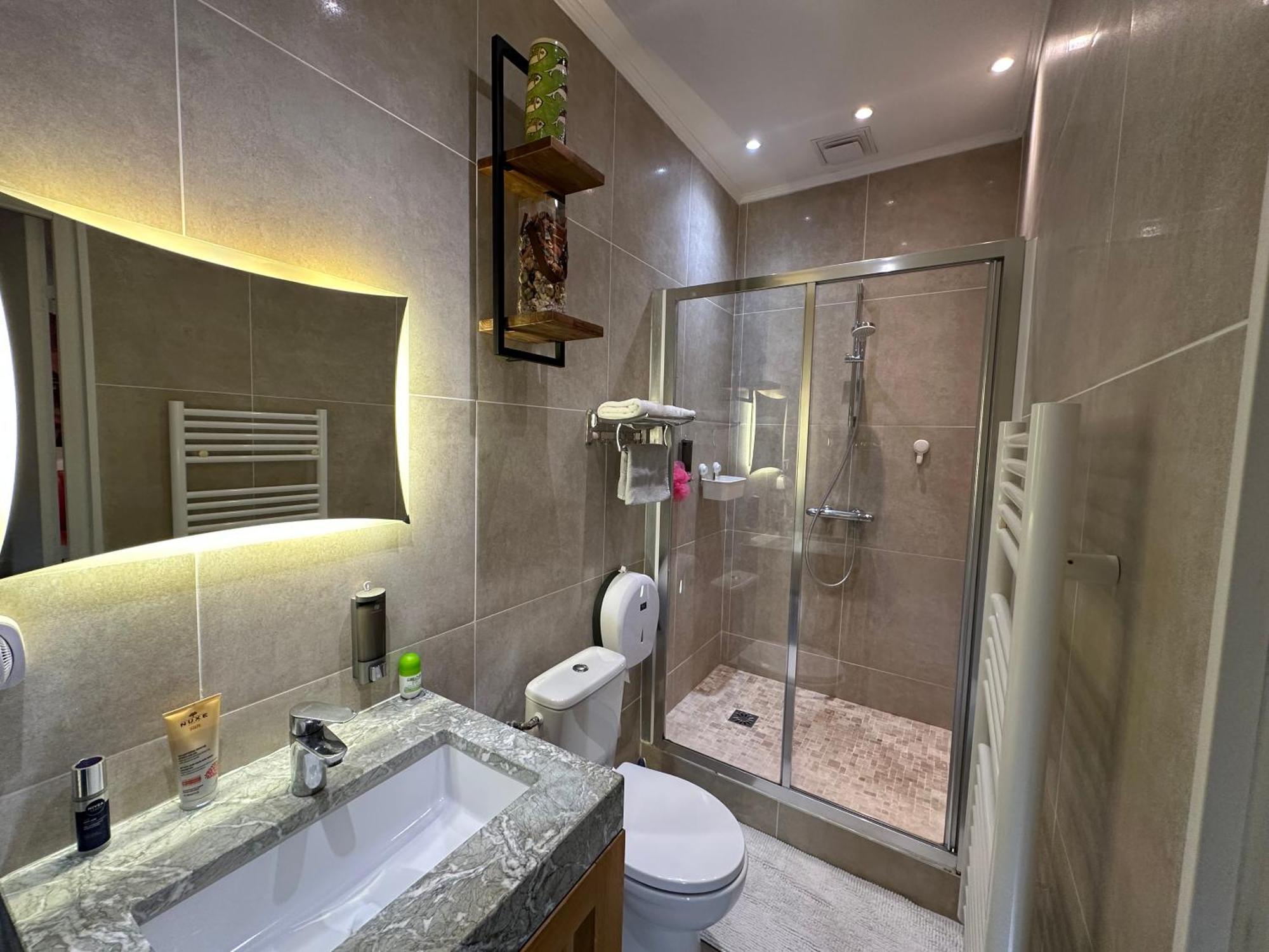Apartment Promenade Des With Ac Near Negresco Nice