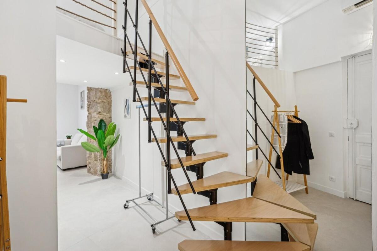 La Promenade Nicoise *