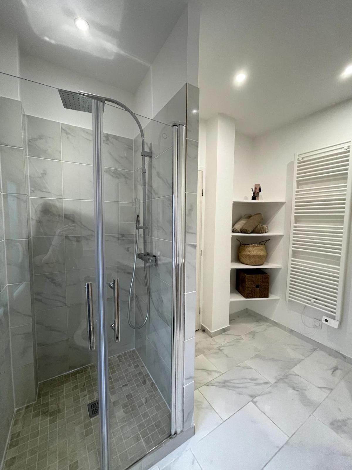 Apartment Joli 2 Pieces Avec Terrasse, Proche