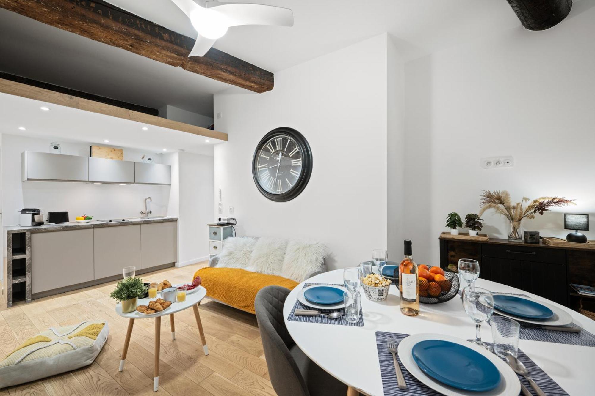 Apartment Le Castelosa - Au Coeur Du Vieux-nice Nice