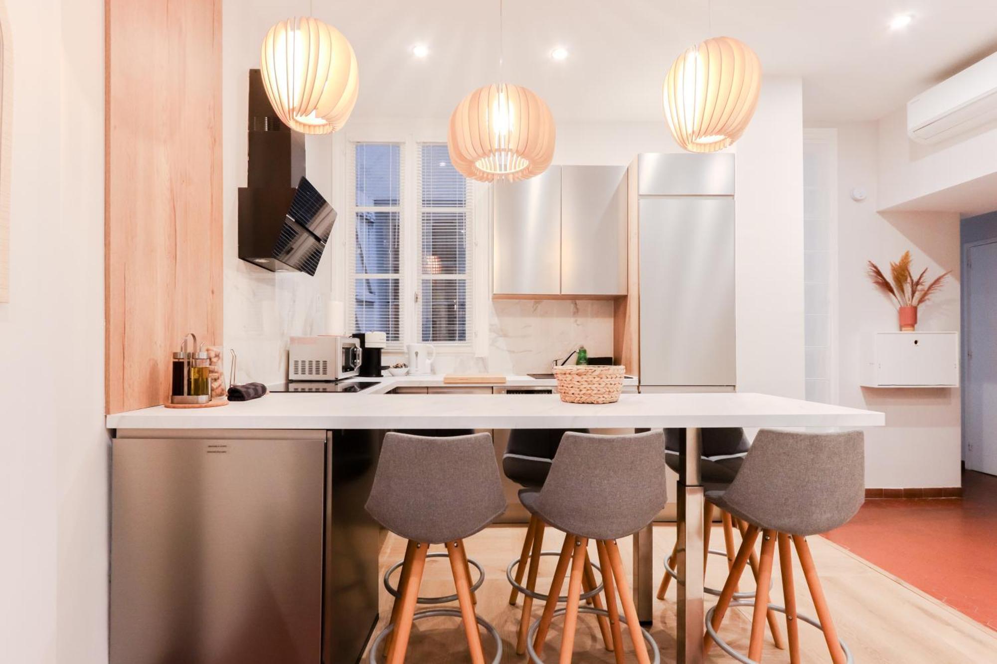 Appartement Nomade - Vieux - 2 - Wifi - Ac - 5 Min Des Plages - 30 Min De Cannes Et Monaco