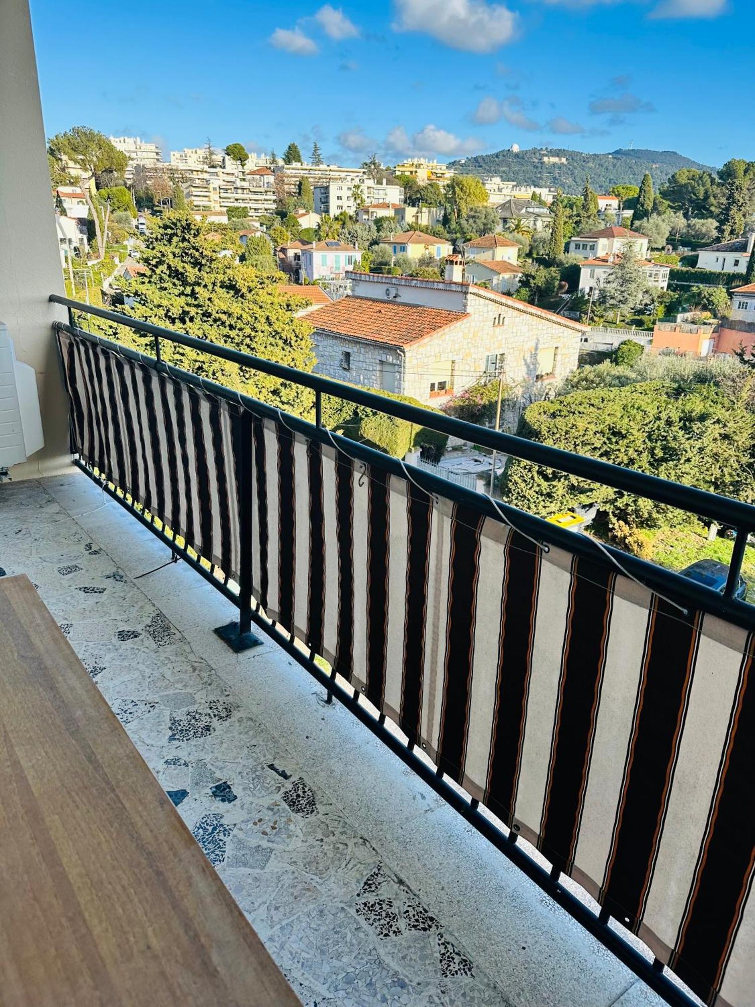 Tres Bel Vue Apartment