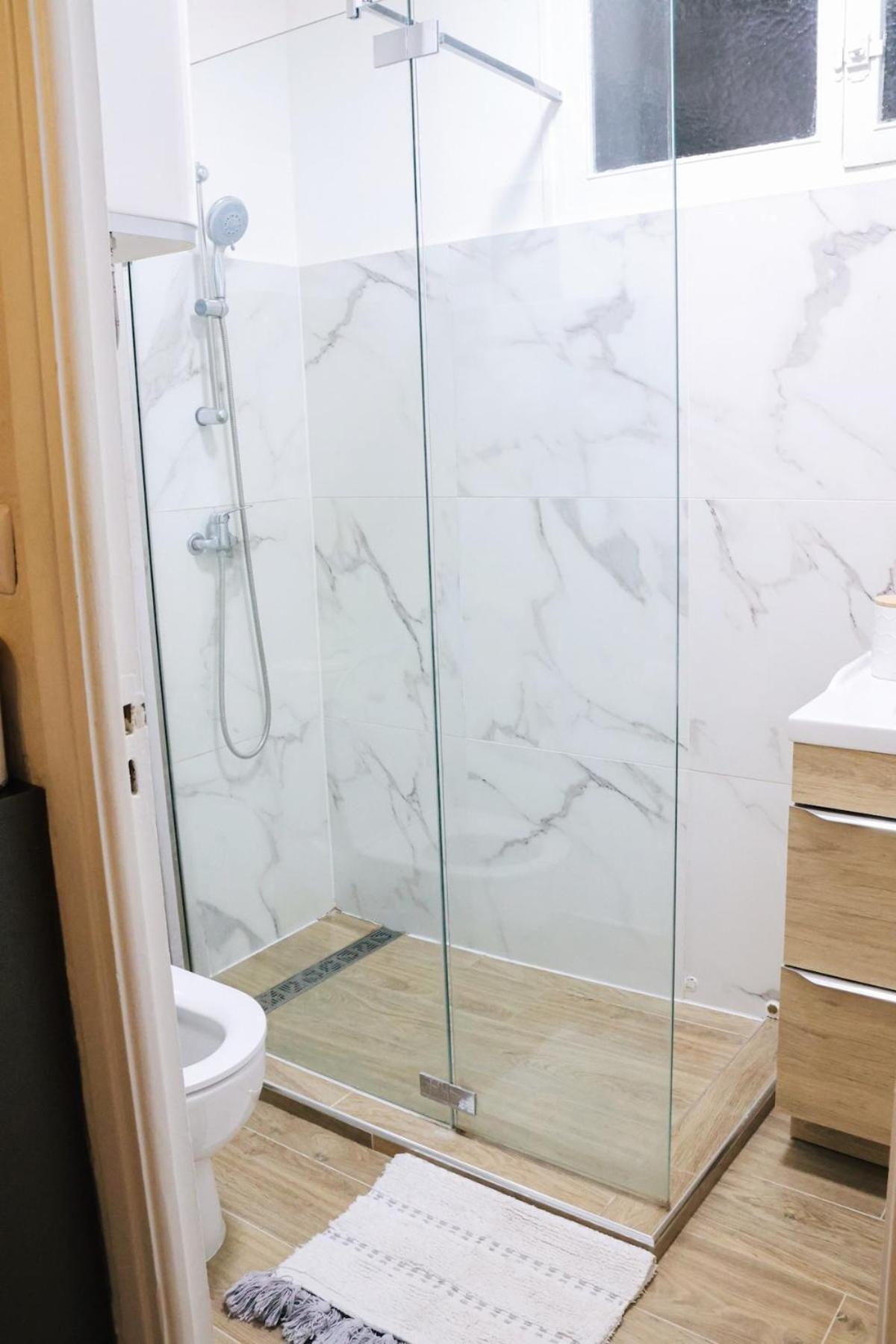 Apartment Modern With Balcony And Ac Walk To Tramway Near Center *