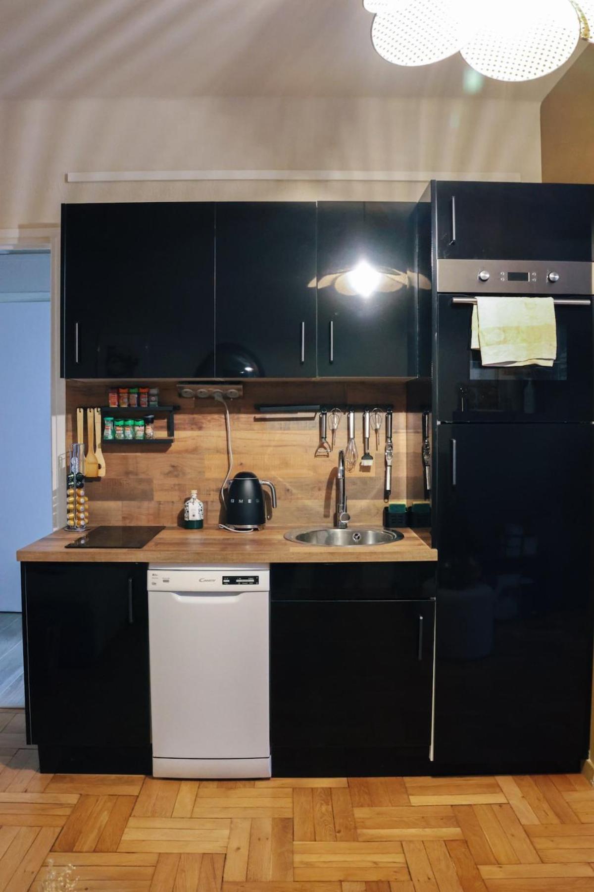 Modern With Balcony And Ac Walk To Tramway Near Center *