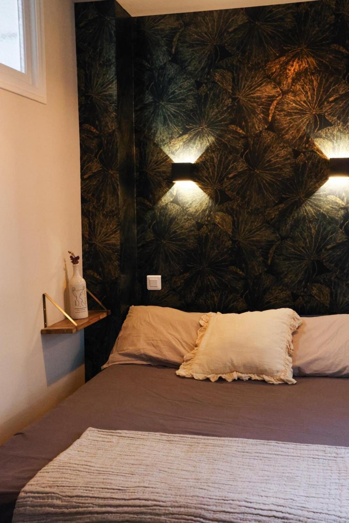 Apartment Modern With Balcony And Ac Walk To Tramway Near Center *