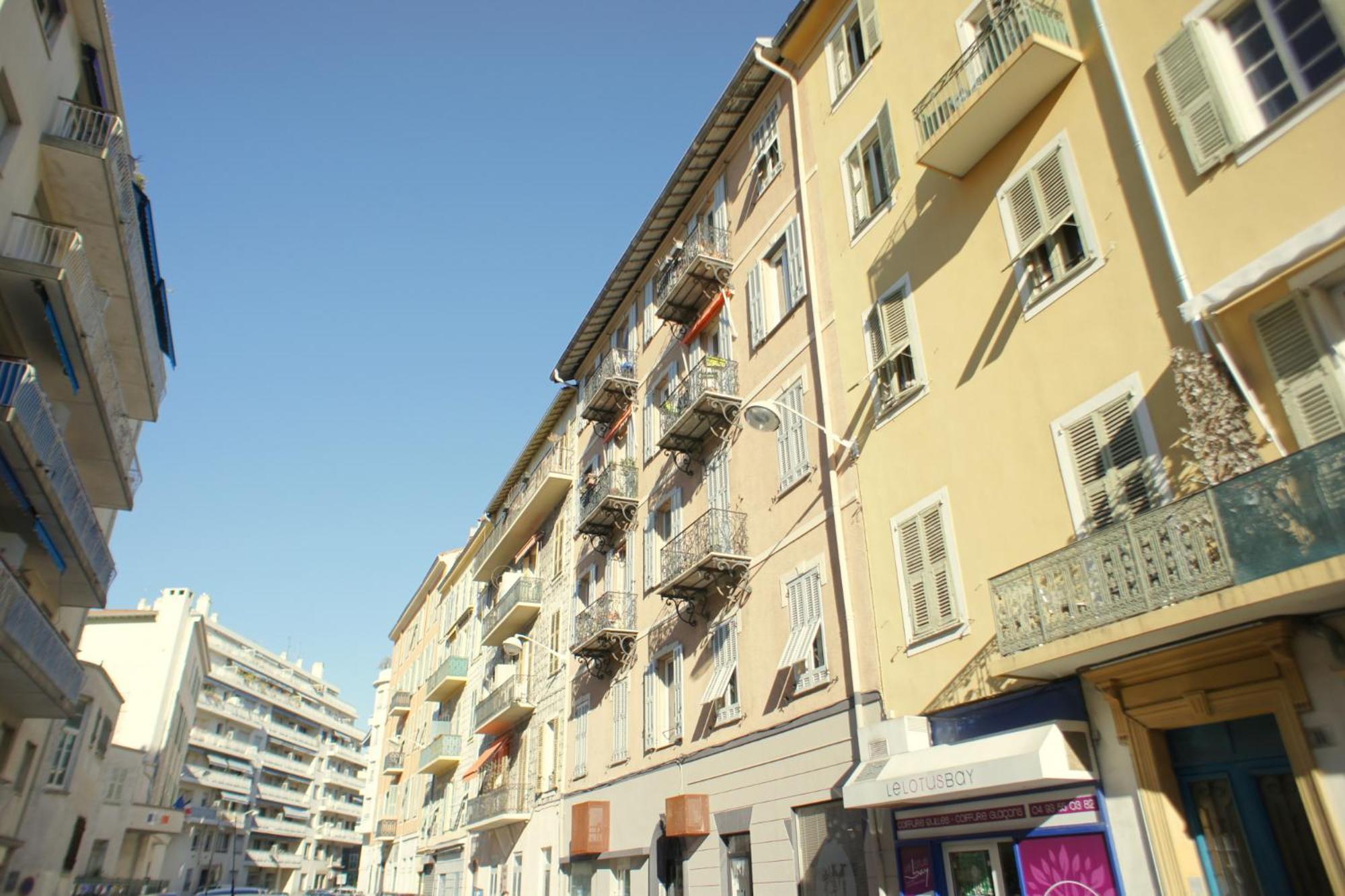 4 Pieces Vieux Garibaldi * Nice