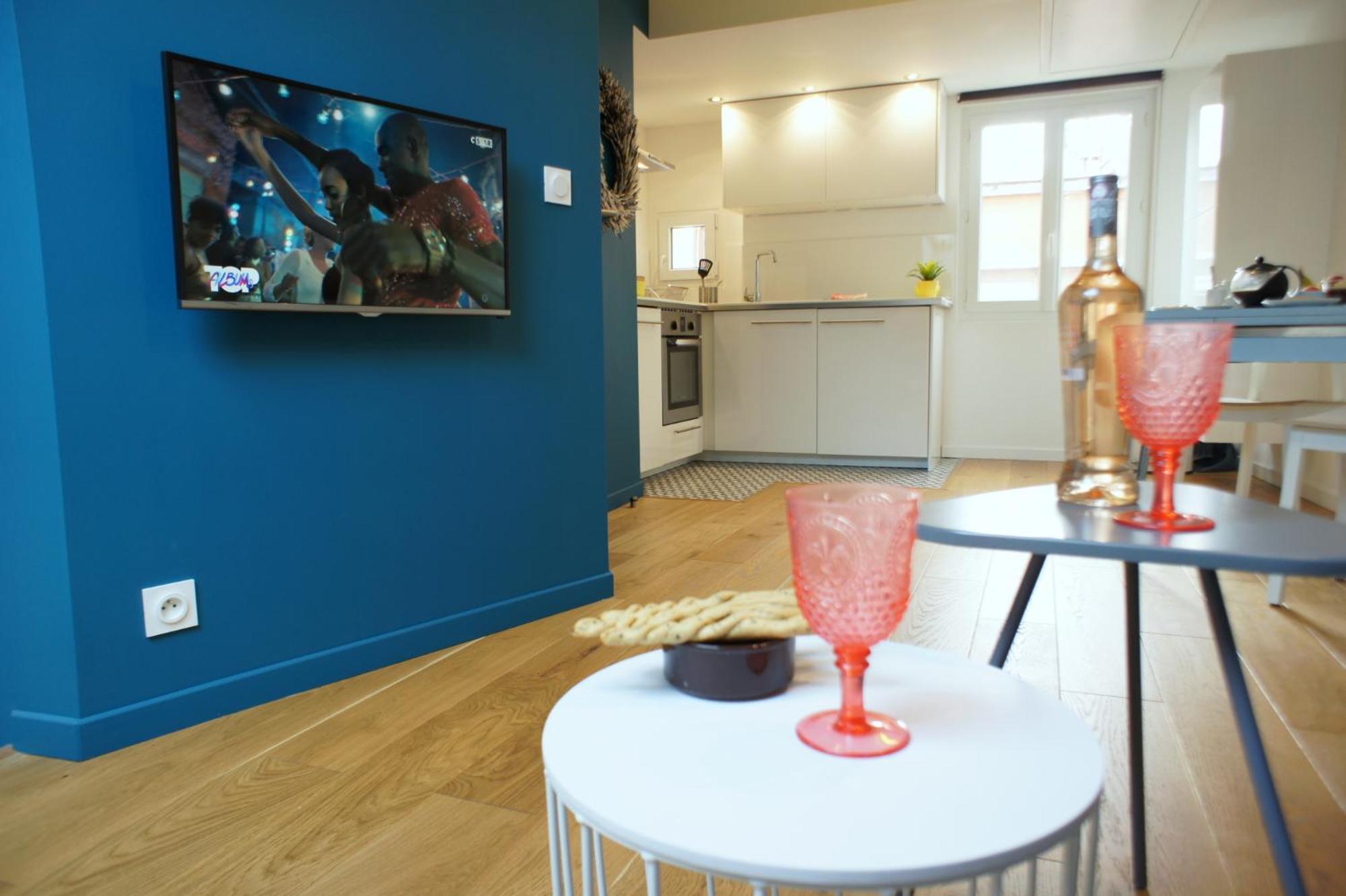 Apartment Ze Perfect Place - Superbe Vieux - Calme Et Climatise Nice