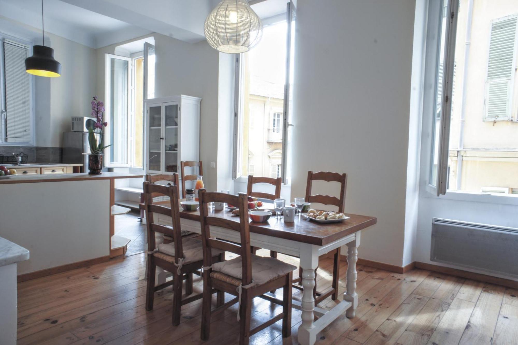 Ze Perfect Place - Spacieux - Cours Saleya - 2 Chb - 2 Sdb - Ac Nice