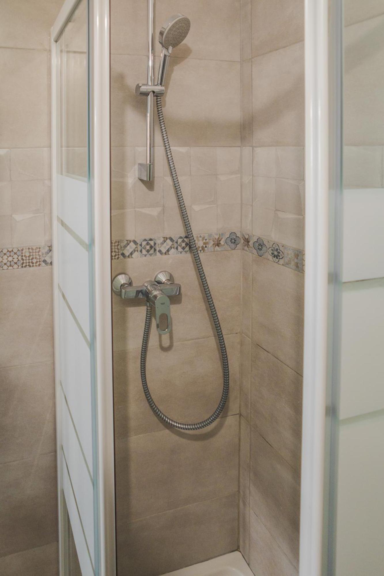 Californie 8pers Parking Ac Wifi Nice