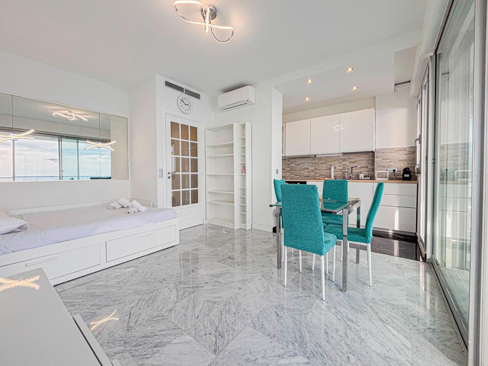 Apartment Promenade Des - Vue Mer, Ac, 2pers