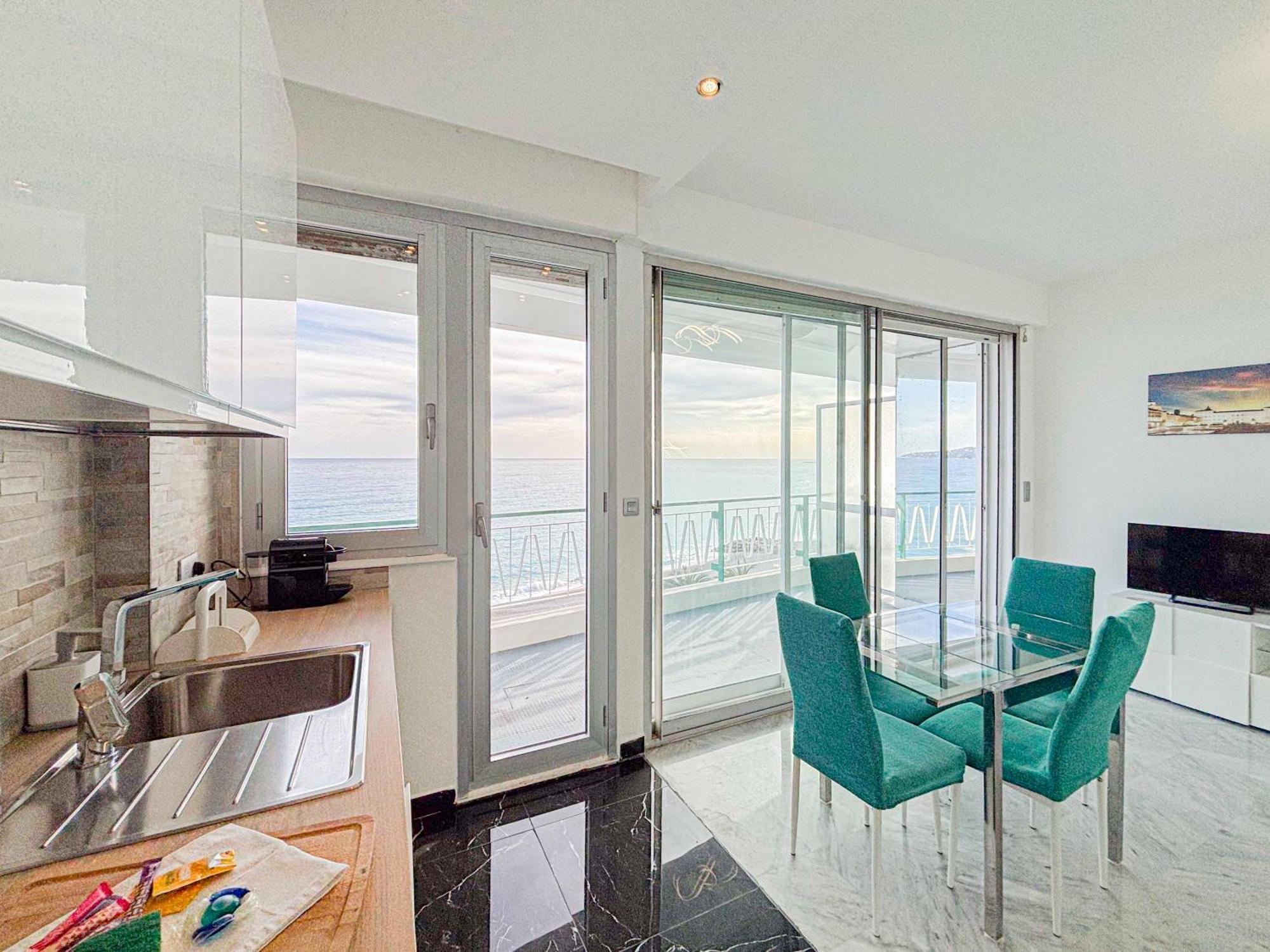 Promenade Des - Vue Mer, Ac, 2pers Apartment Nice
