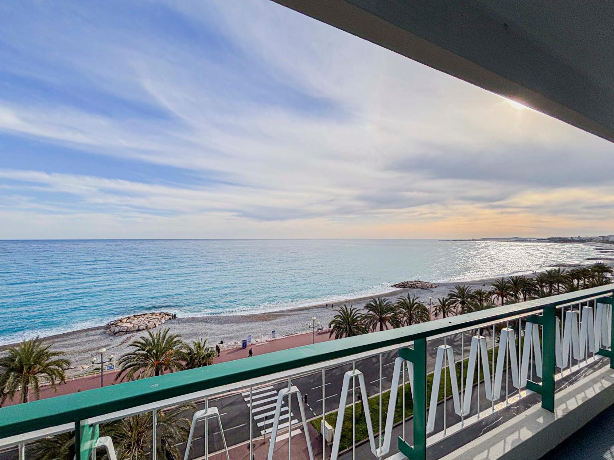 Apartment Promenade Des - Vue Mer, Ac, 2pers Nice